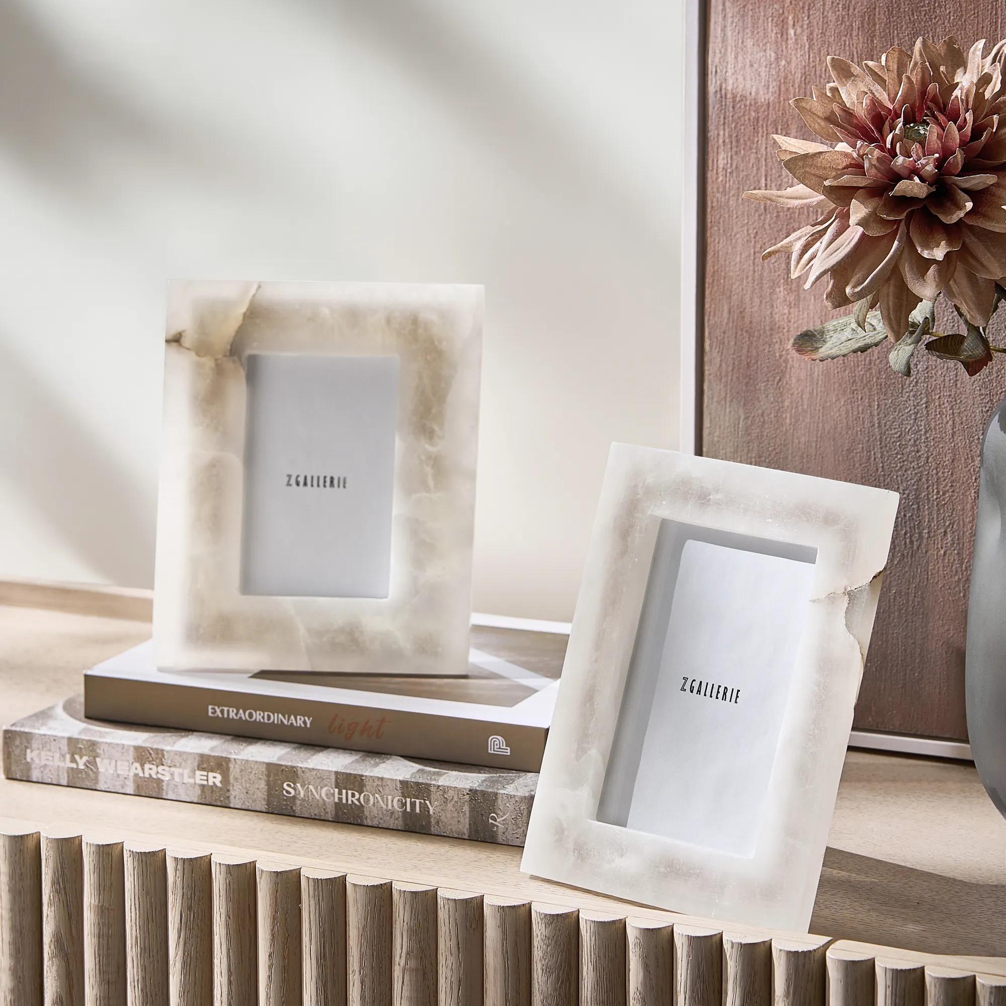Alabaster Frame