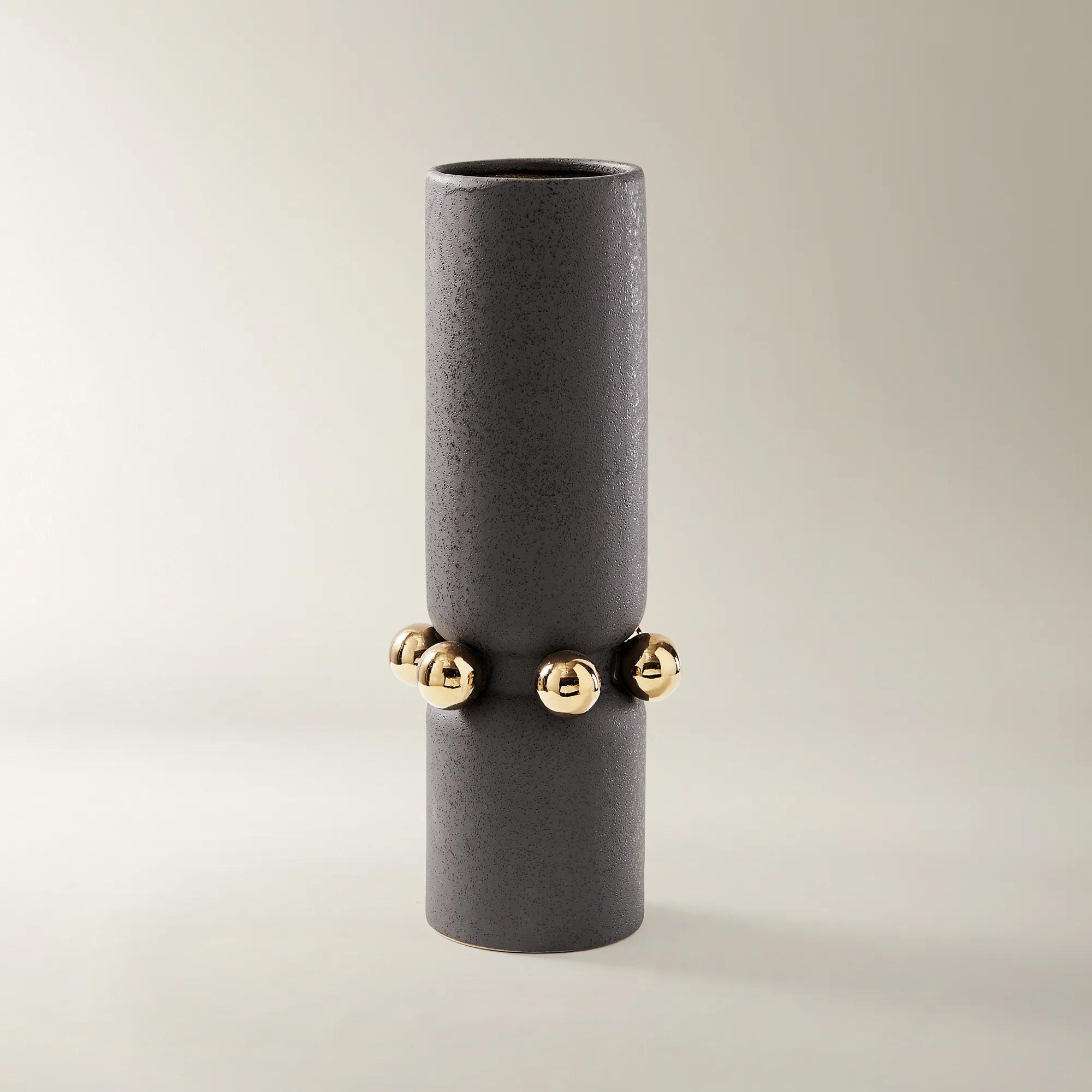 Zerra Vase