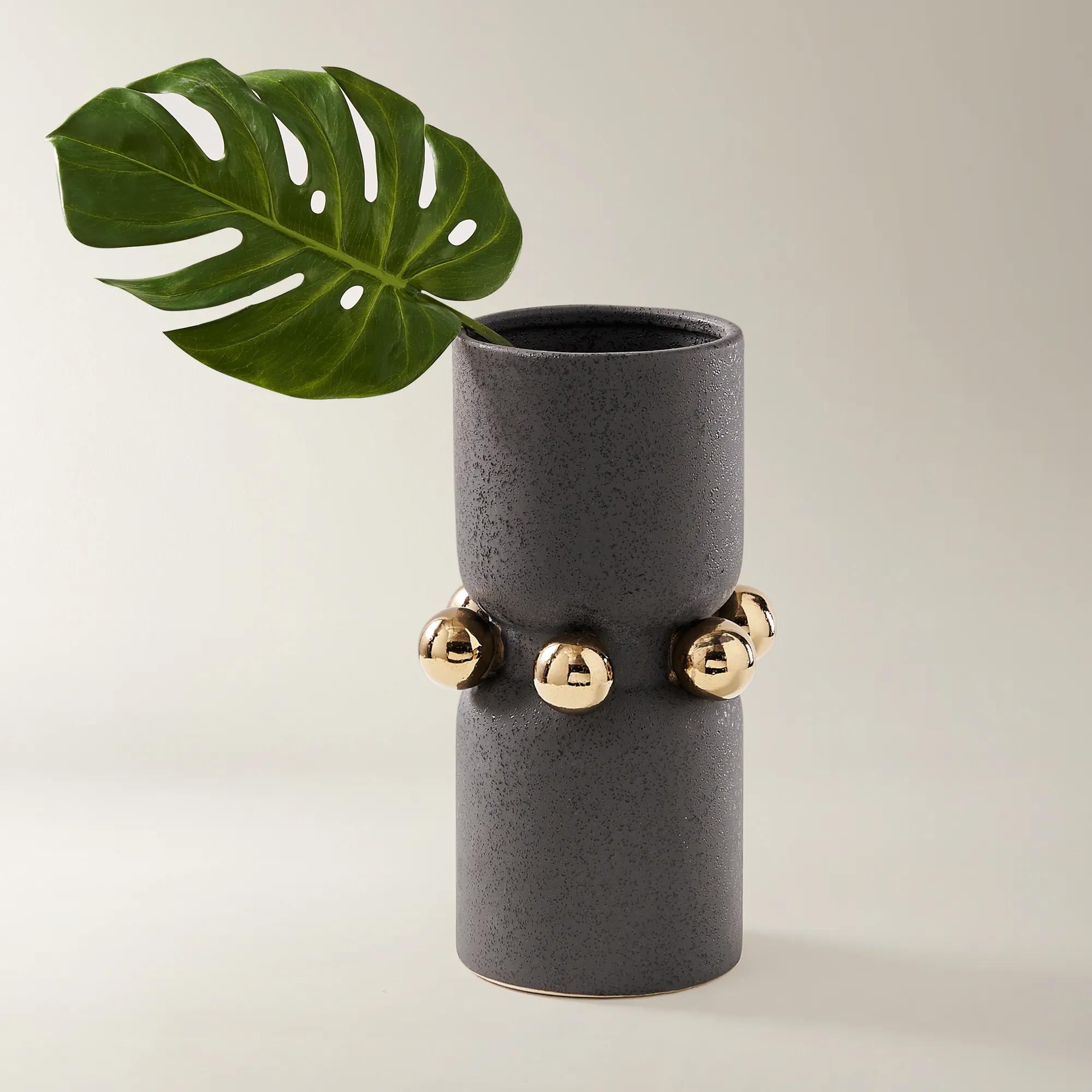 Zerra Vase