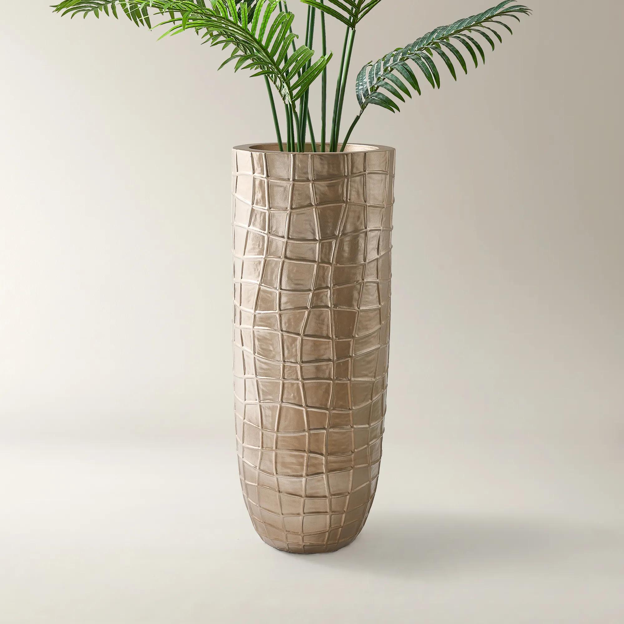 Luca Planter