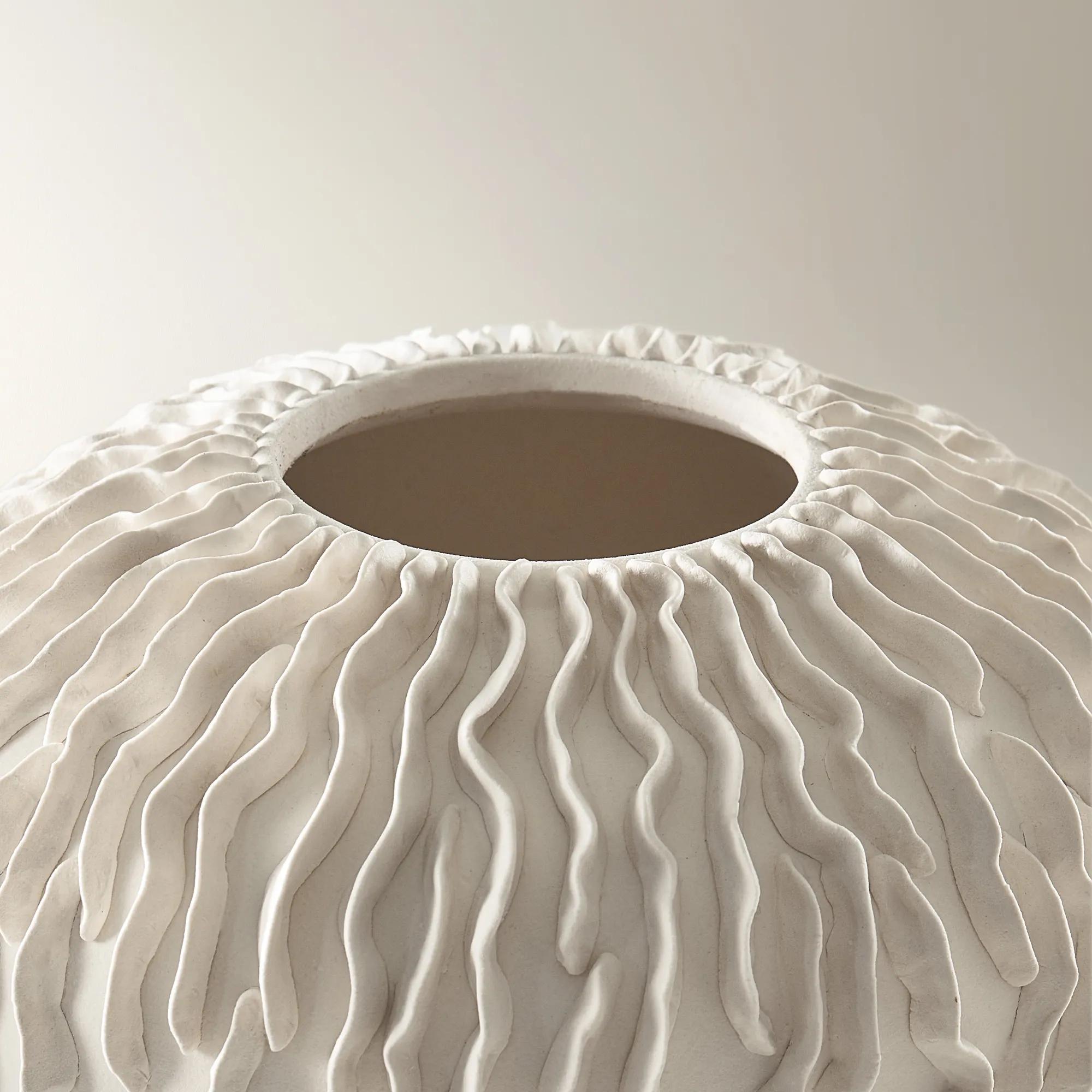 Madre Vase