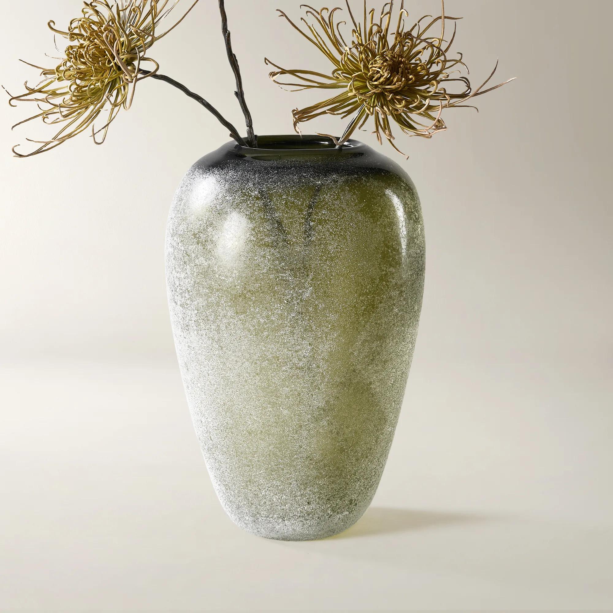 Linden Glass Vase - Pistachio Green