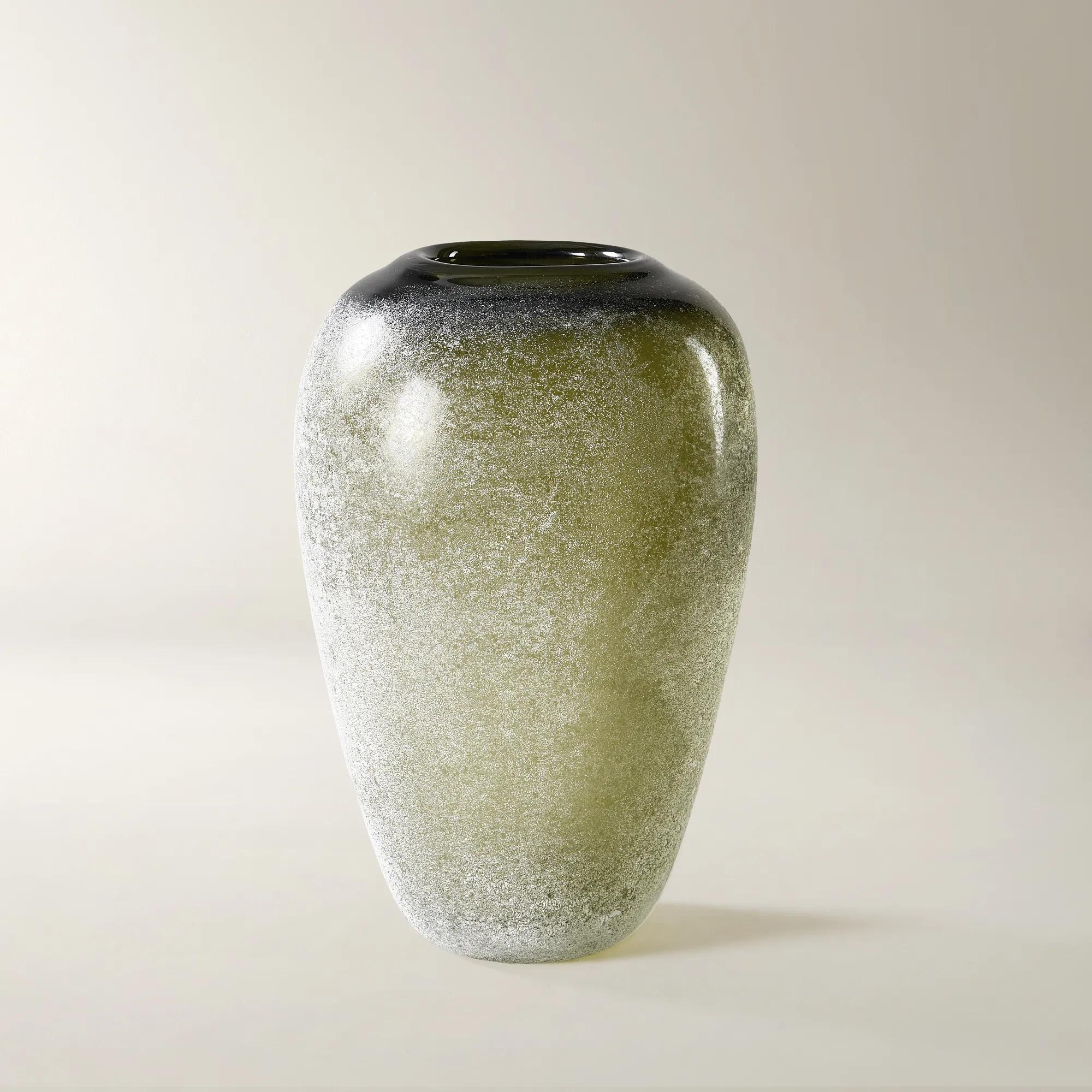 Linden Glass Vase - Pistachio Green
