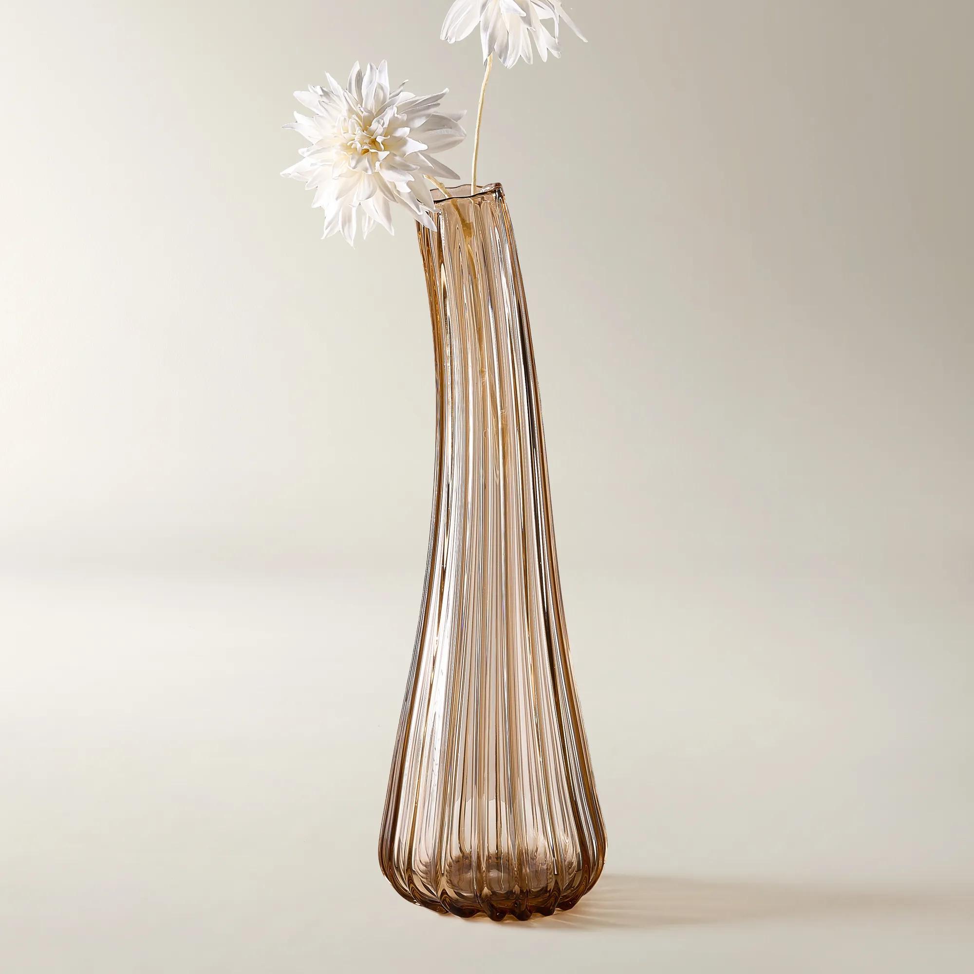 Tango Vase - Soft Amber