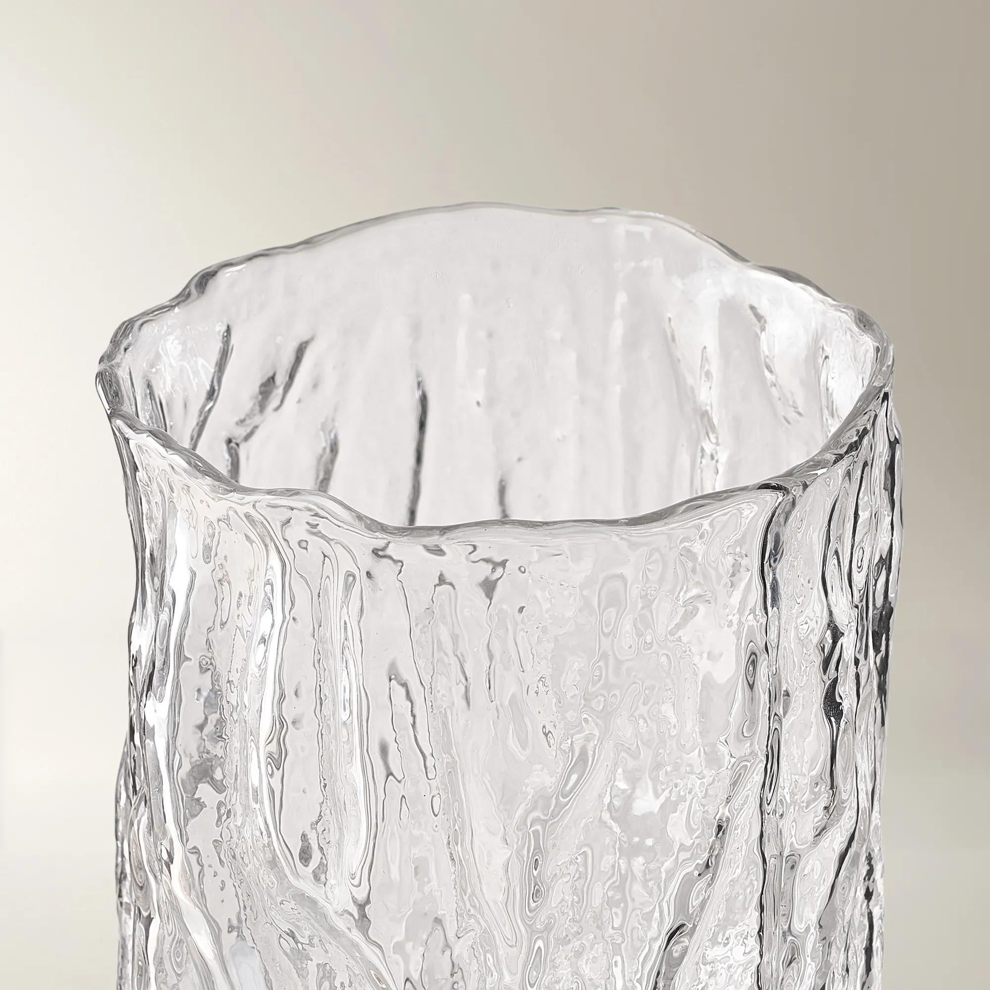Vanish Glass Vase
