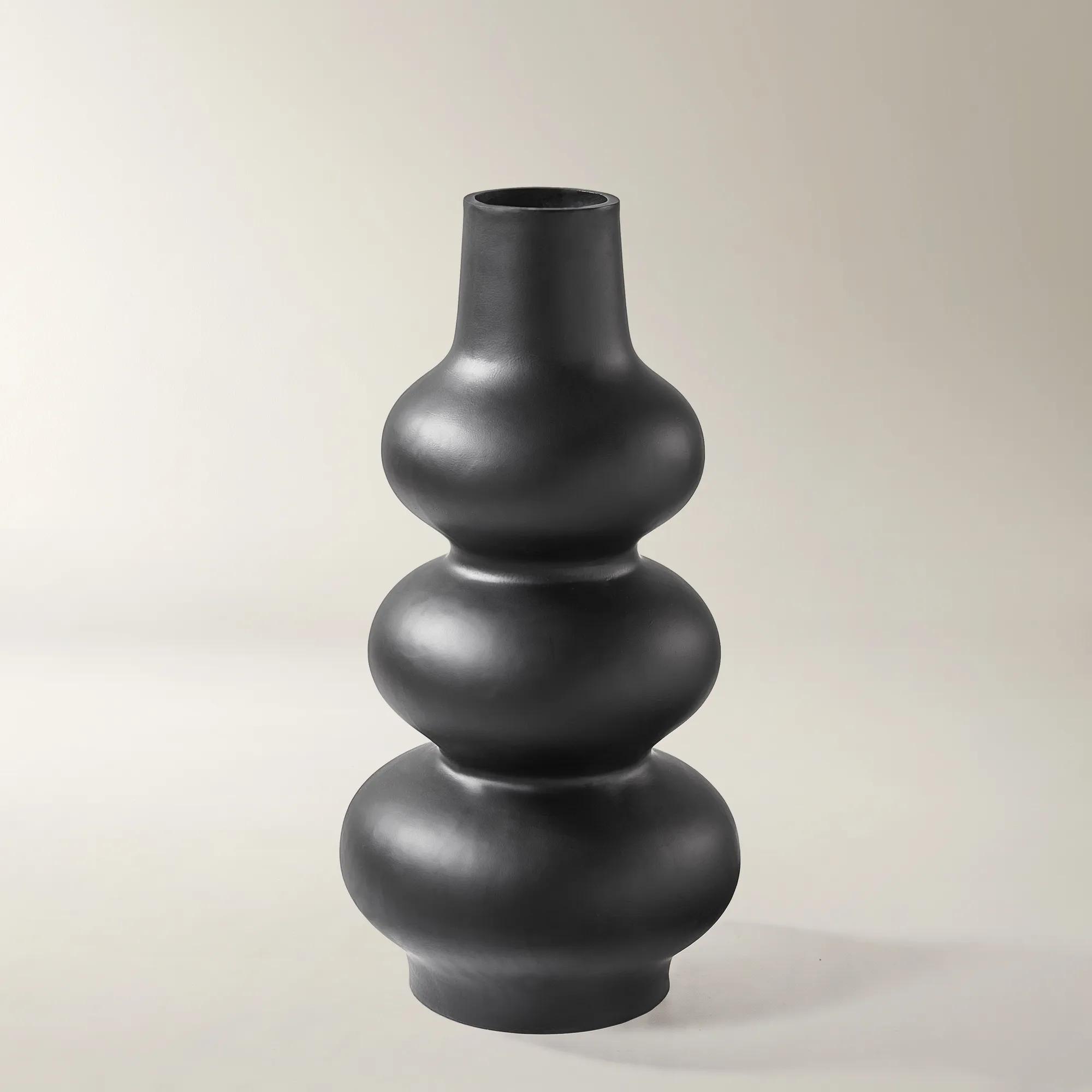 Naali Floor Vase
