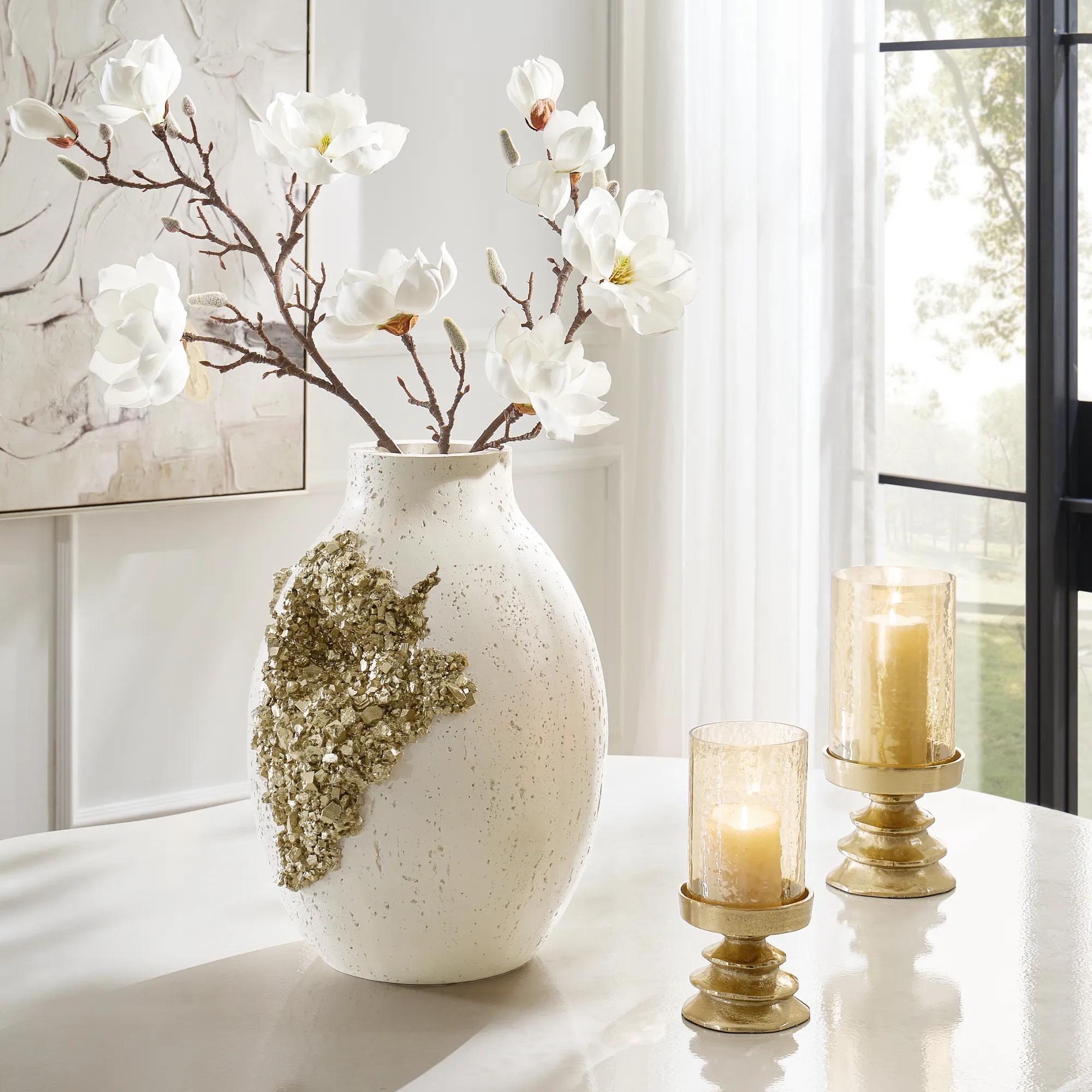 Delve Vase