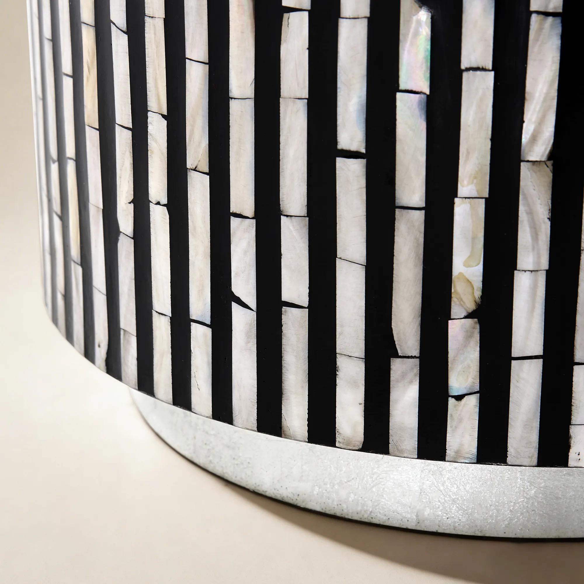 Marina Round Mosaic Black End Table (13.75")