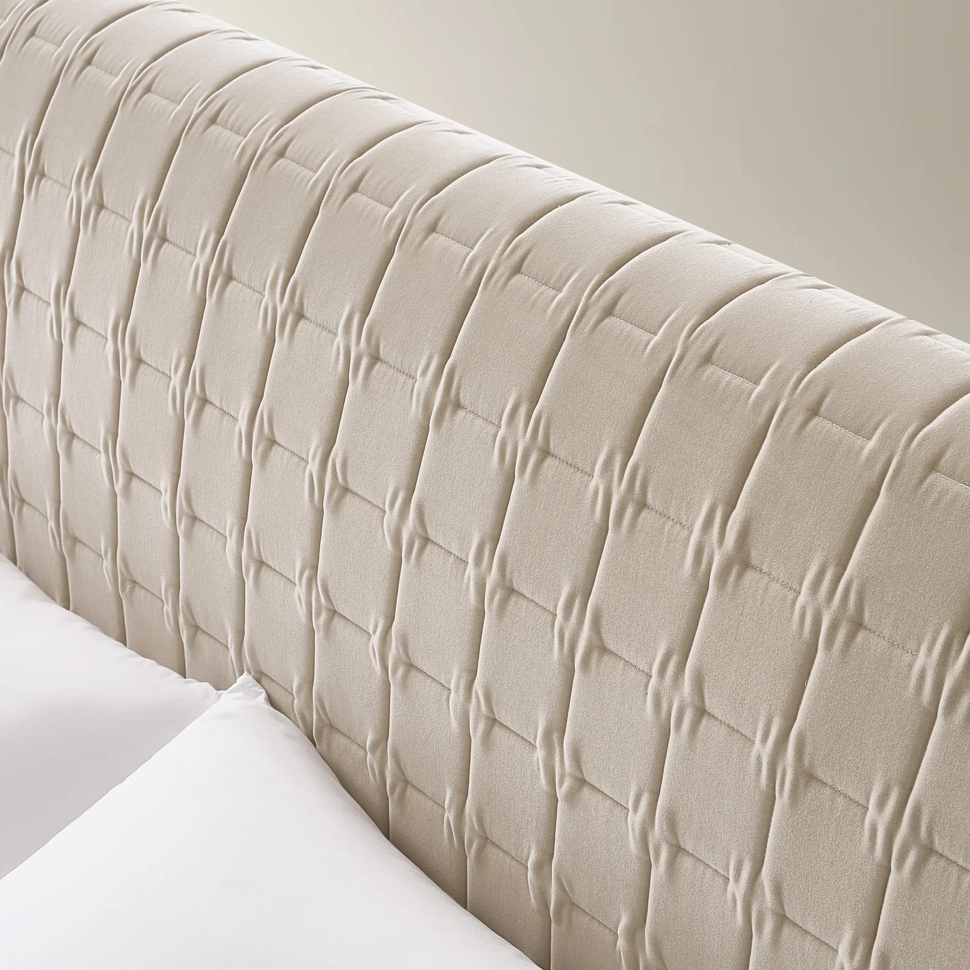Vanta Extended Platform Bed - Oatmeal