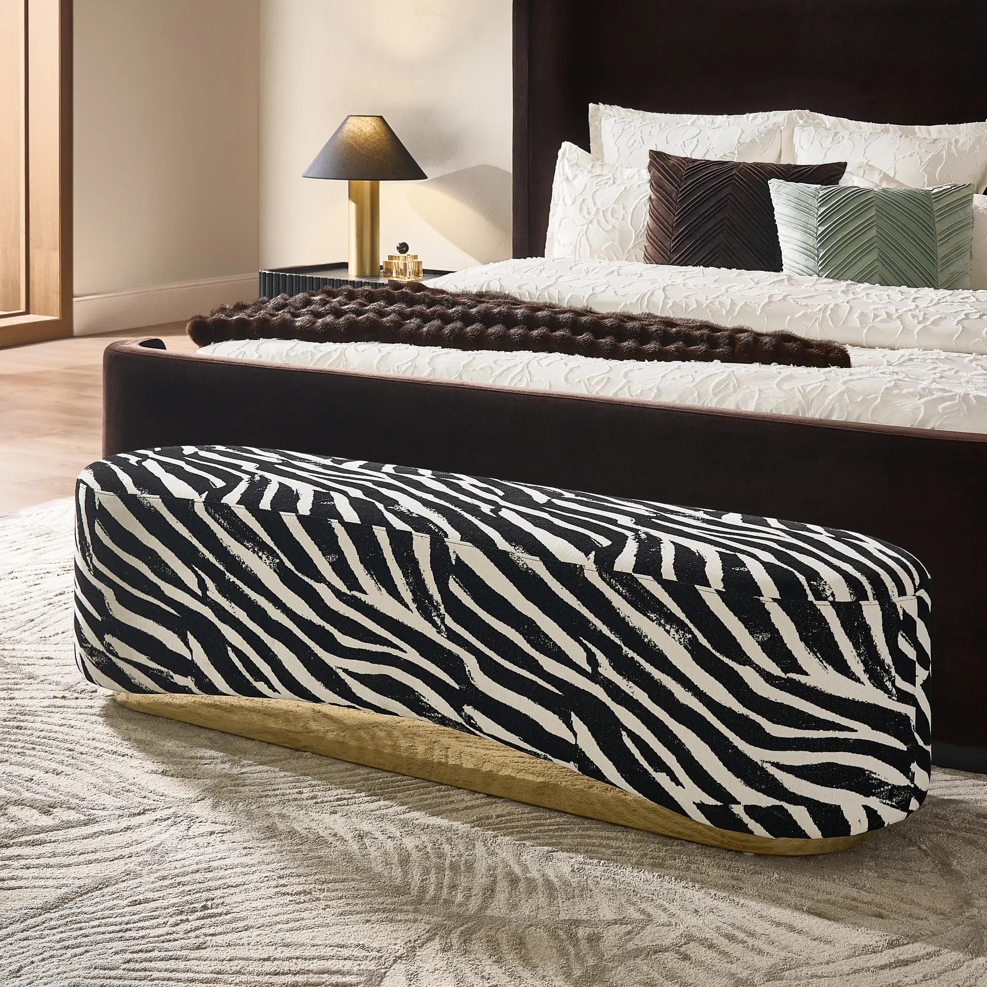 Kendra White/Black Performance Chenille Bench （69.5"）