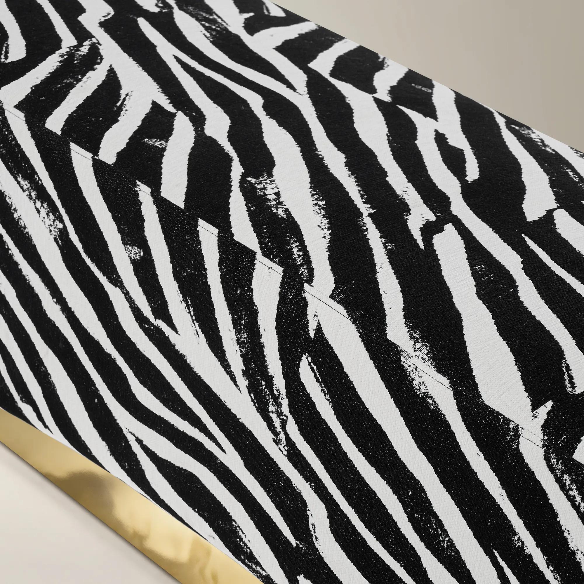 Kendra White/Black Performance Chenille Bench （69.5"）