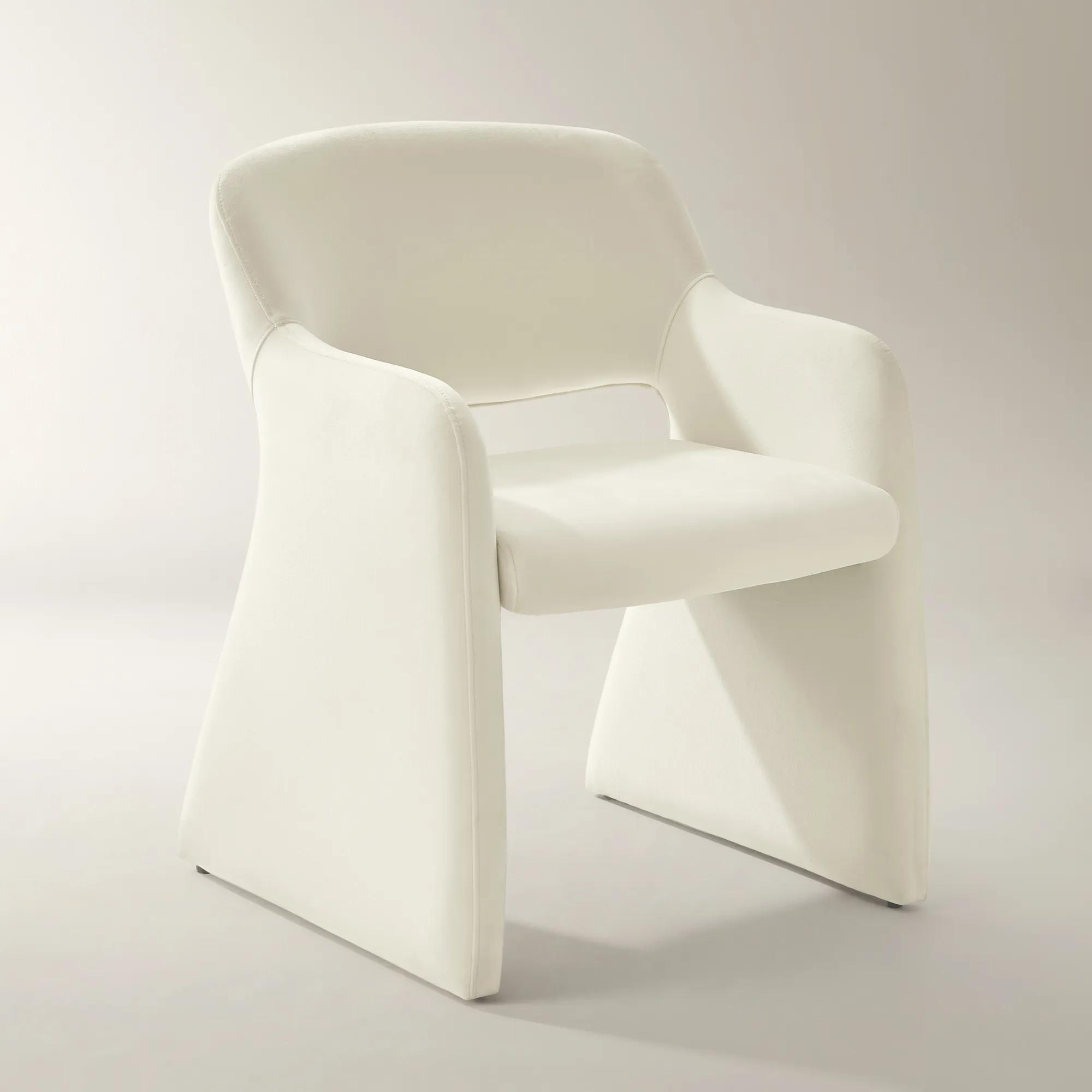 Elara Cloud Velvet Dining Chair