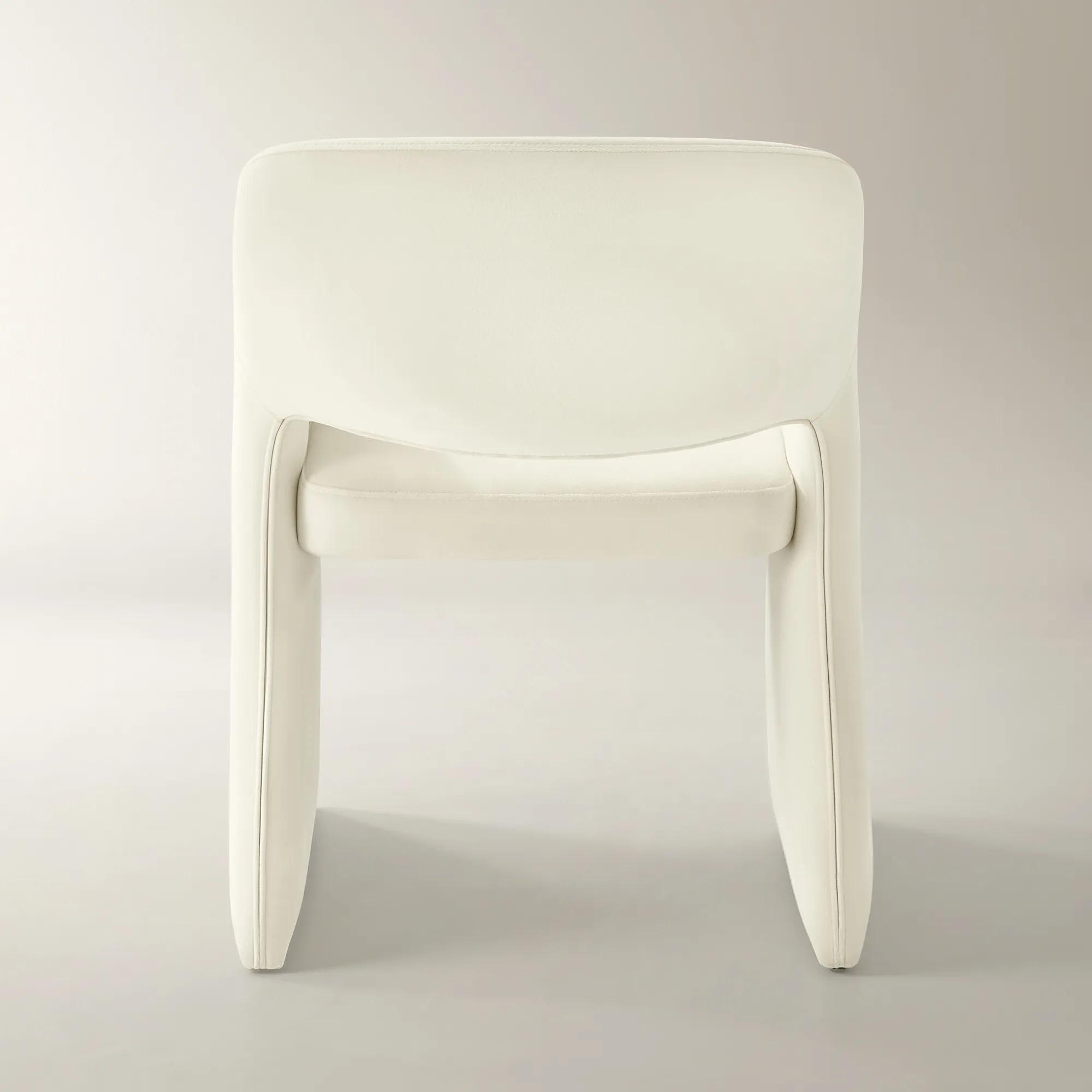Elara Cloud Velvet Dining Chair
