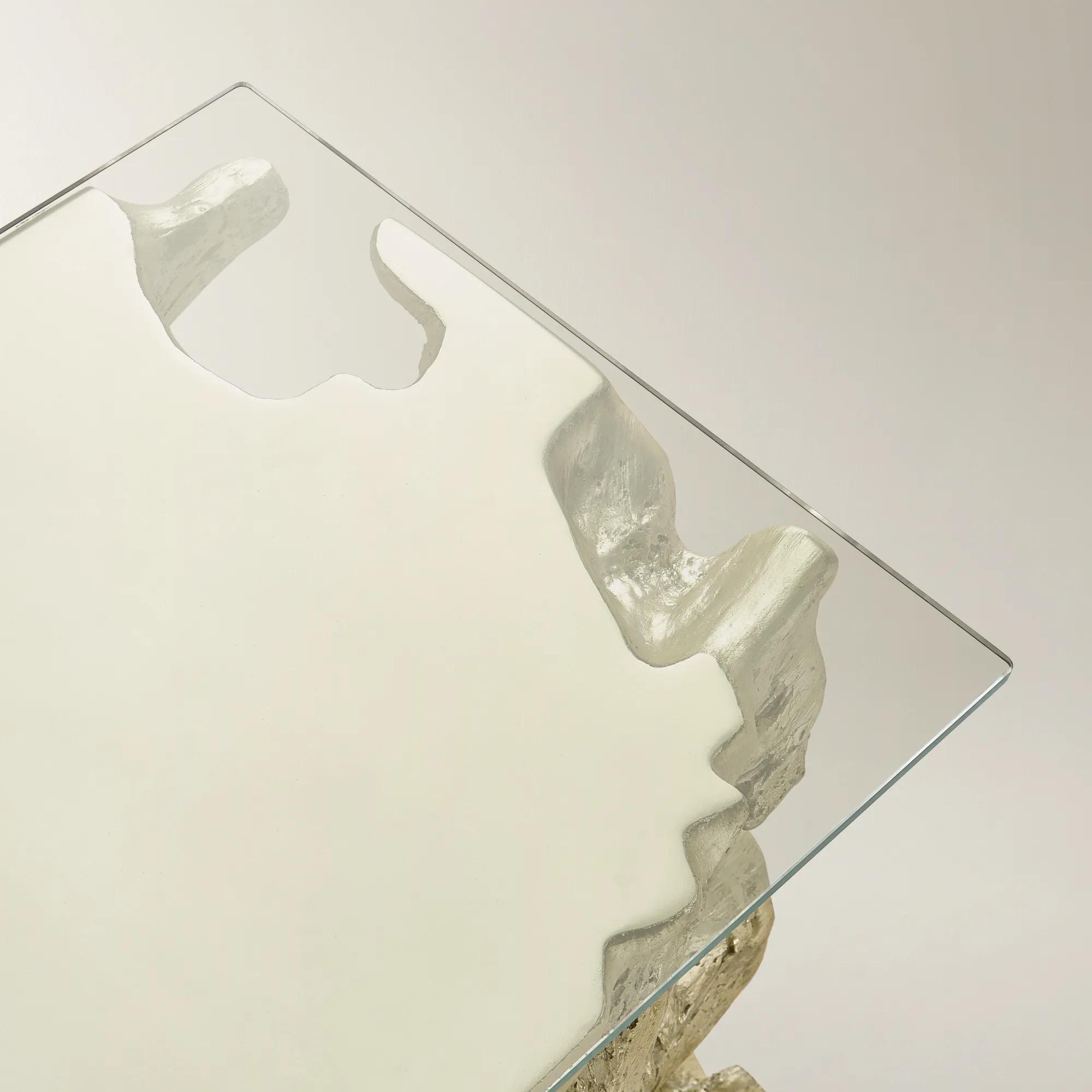 Sequoia Champagne Gold Resin End Table With Glass Top (22")