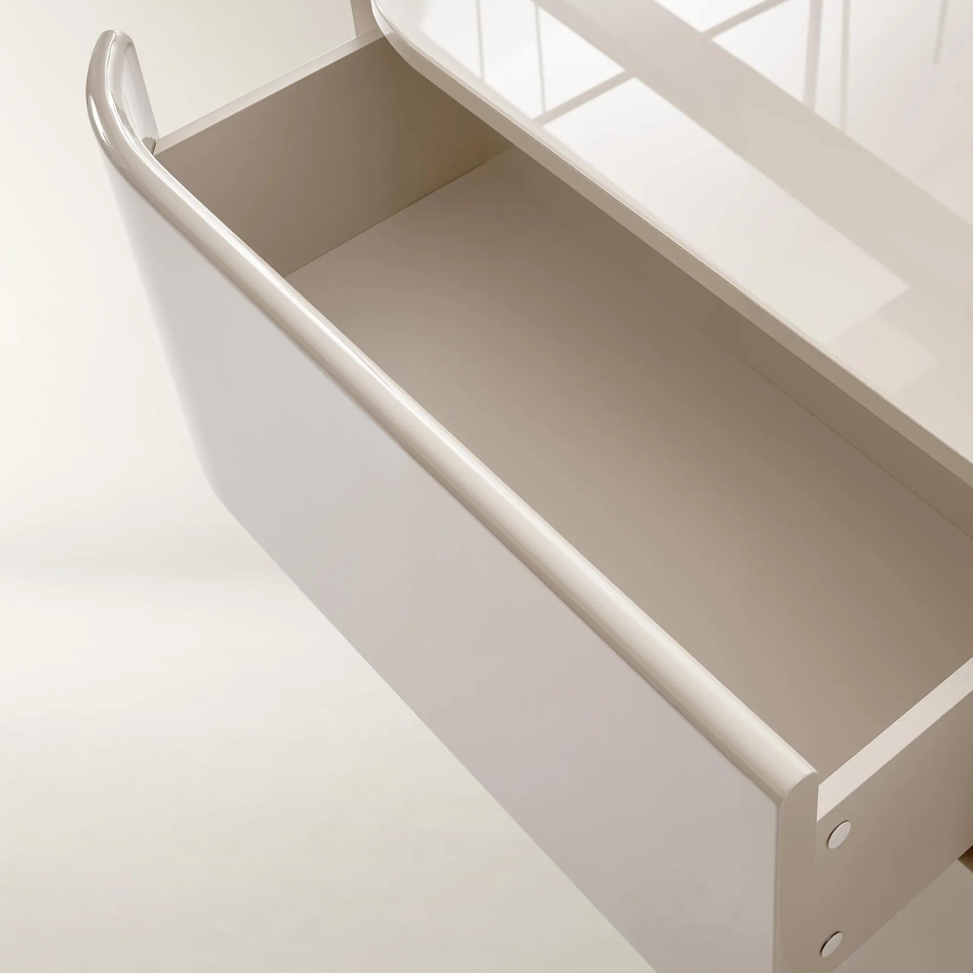 Velar Lacquered Turtle Dove 4-Drawer Dresser With Glass Top (66")