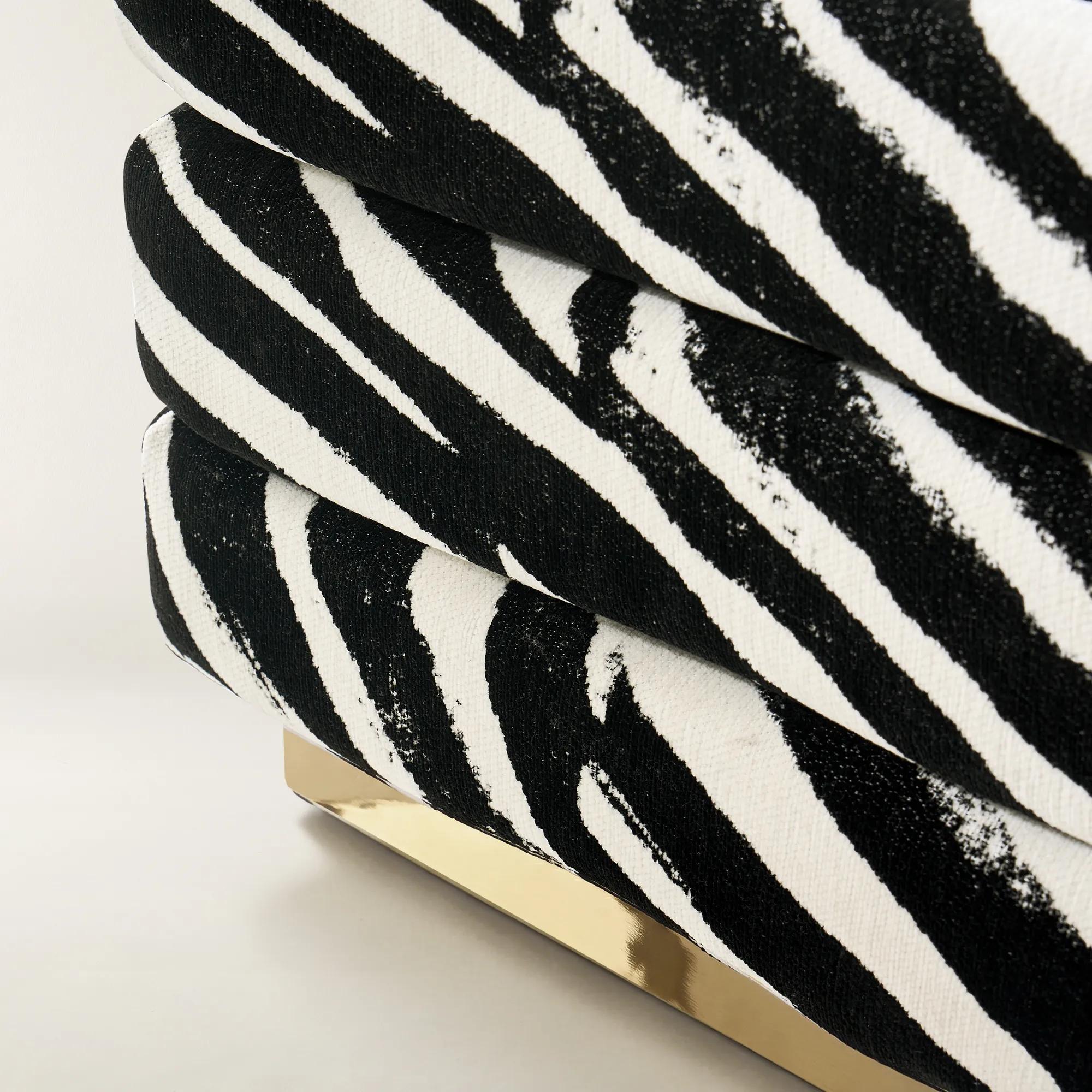 Gable White/Black Performance Chenille Stool
