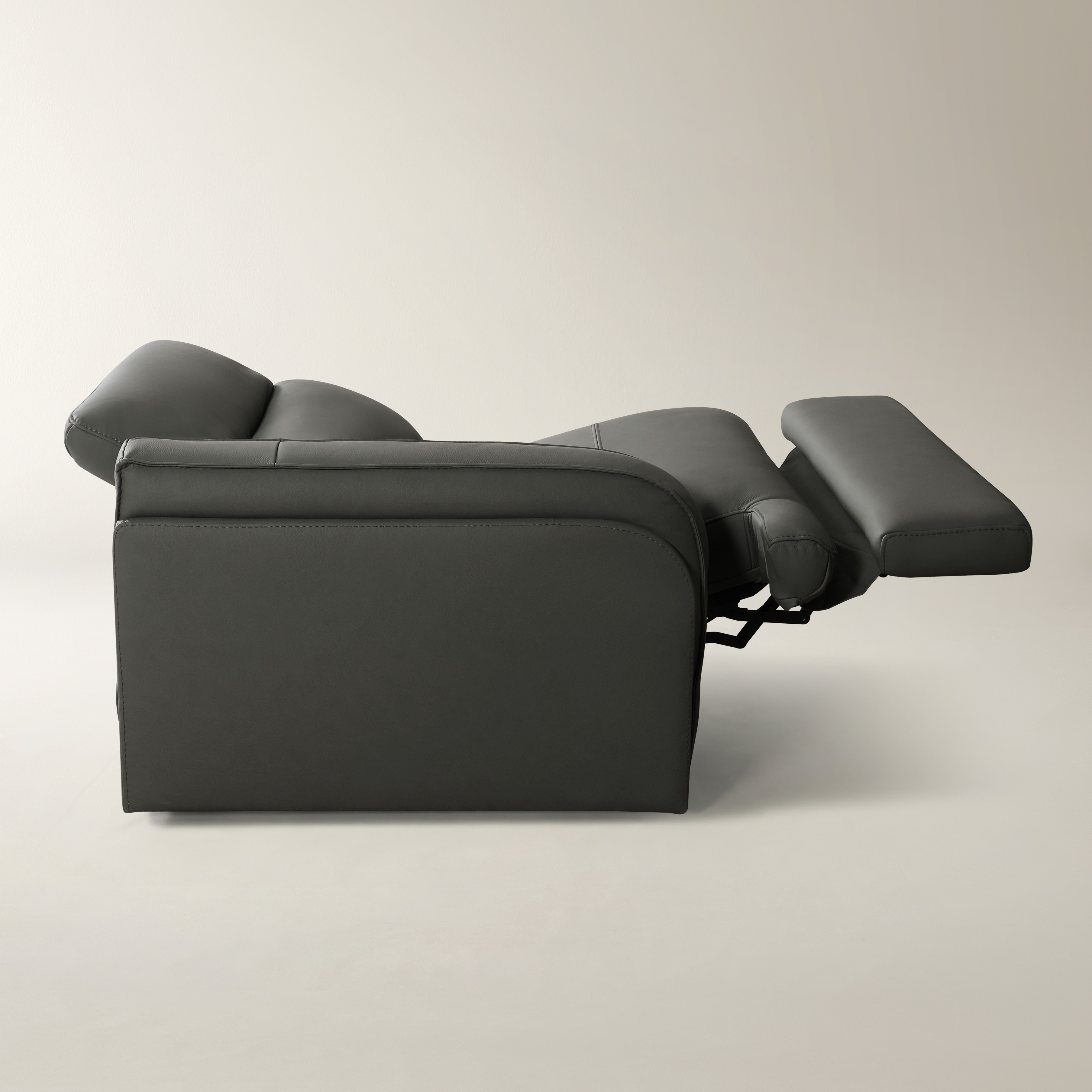 Terra Reclining Leather Sofa