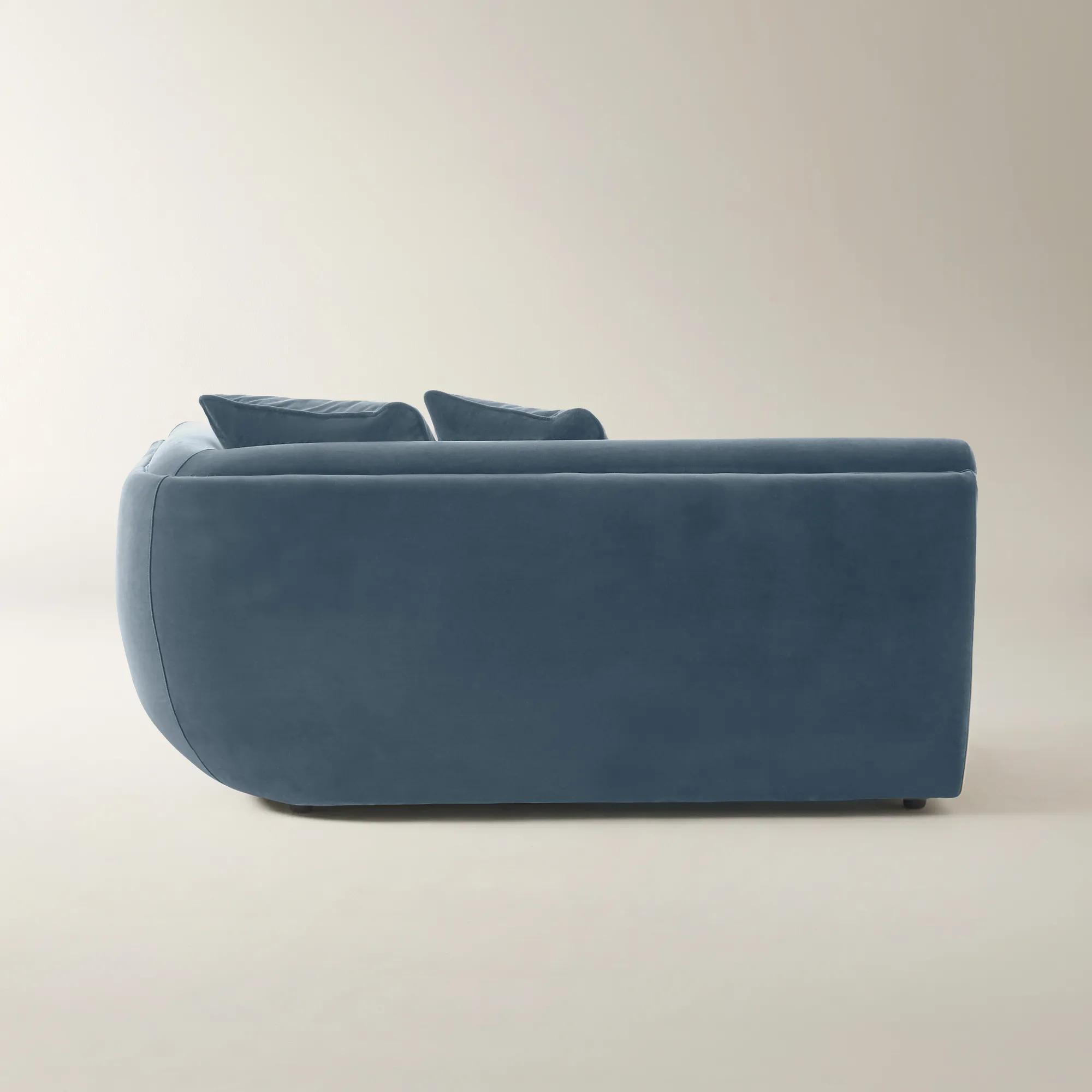 Curvia Dusty Blue Velvet Grand Right-Arm Chair