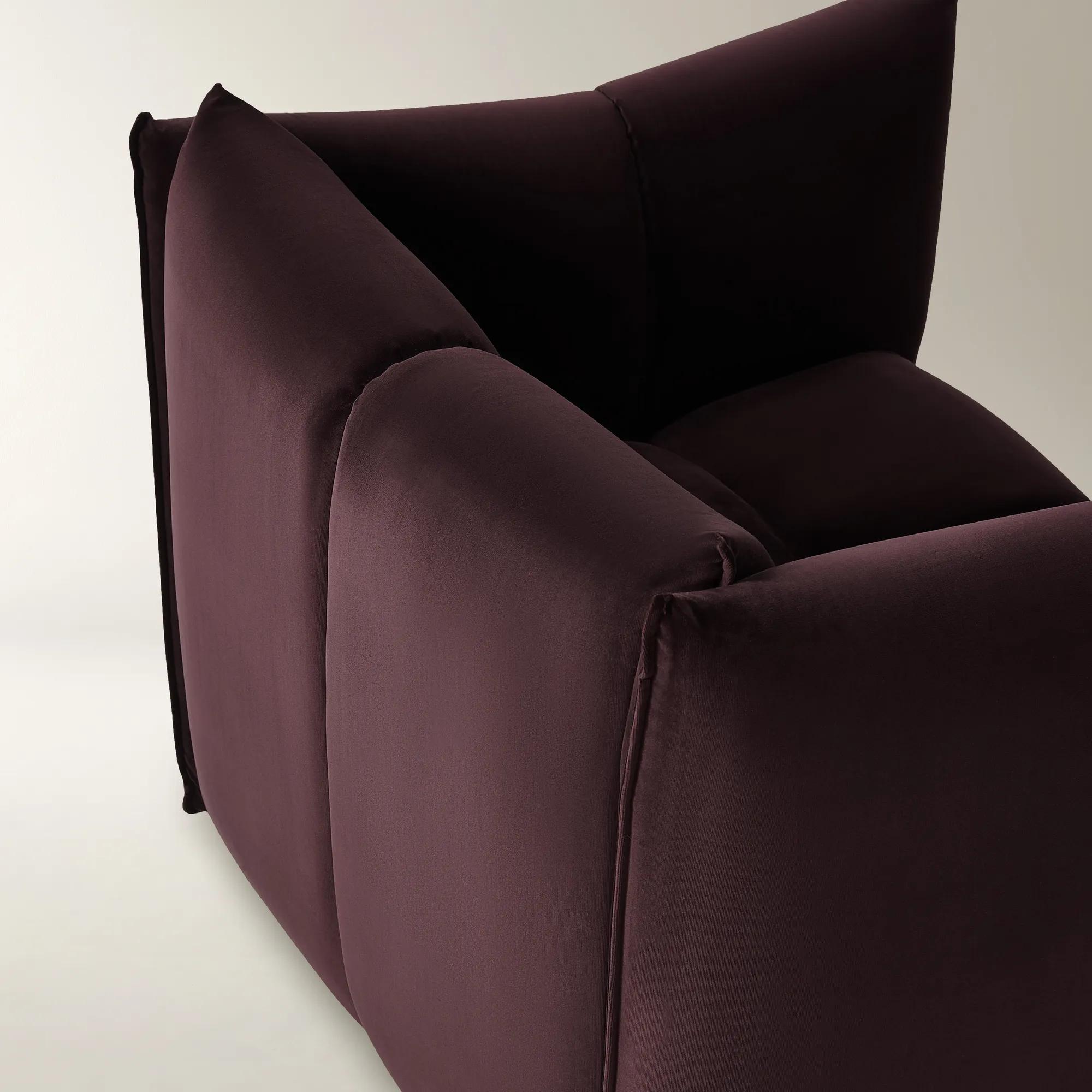 Reina Tufted Fig Velvet Swivel Chair