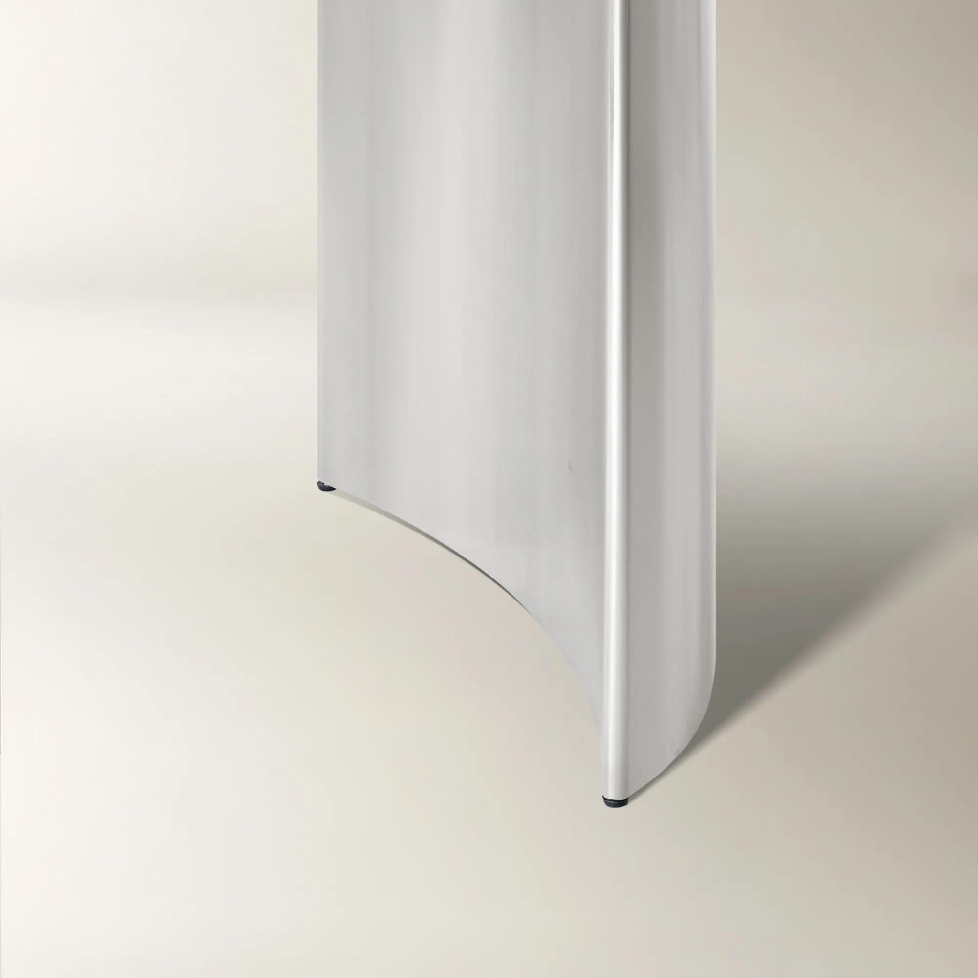 Muscat Dining Table