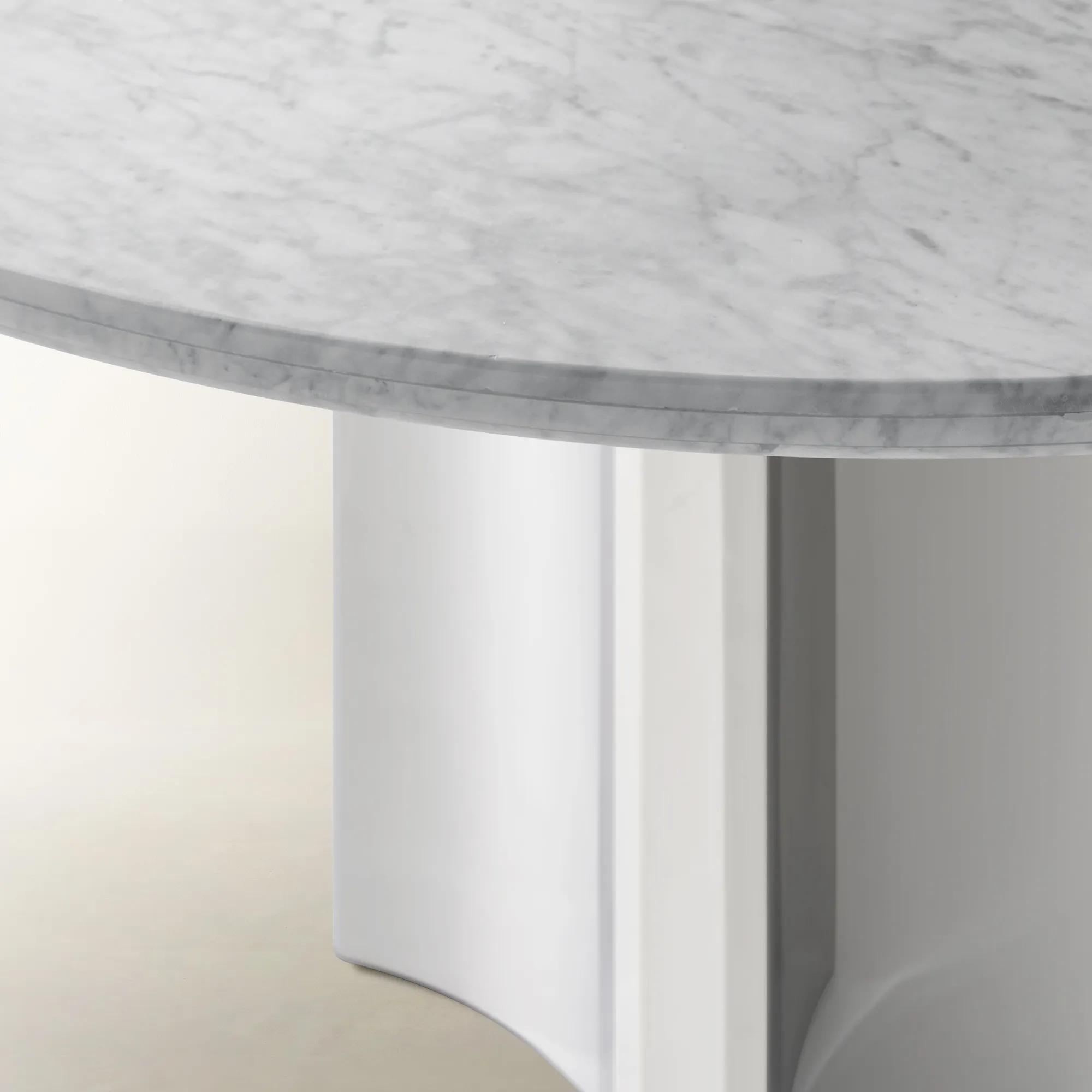 Ventane Dining Table
