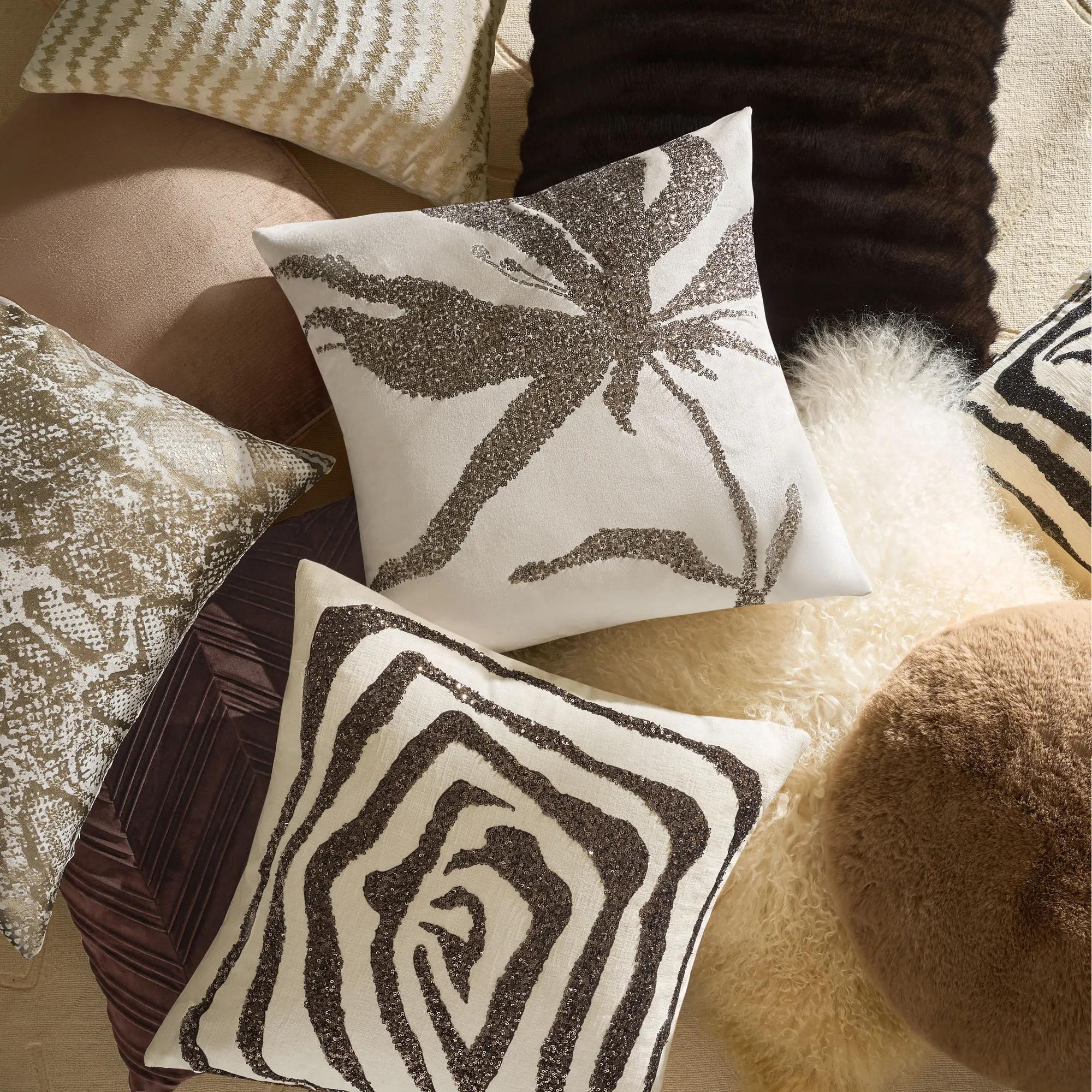 Boa Metallic Pillow 22" - Gold/White