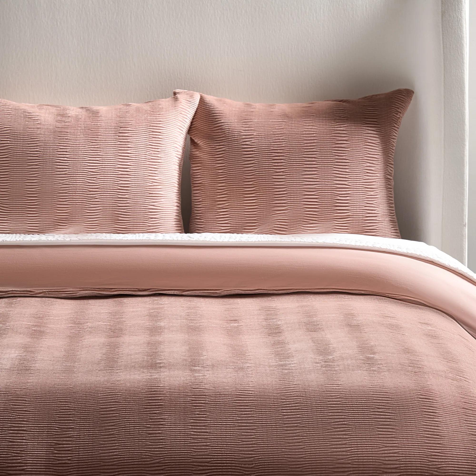 Vera Velvet Bedding Set - Mocha Rose