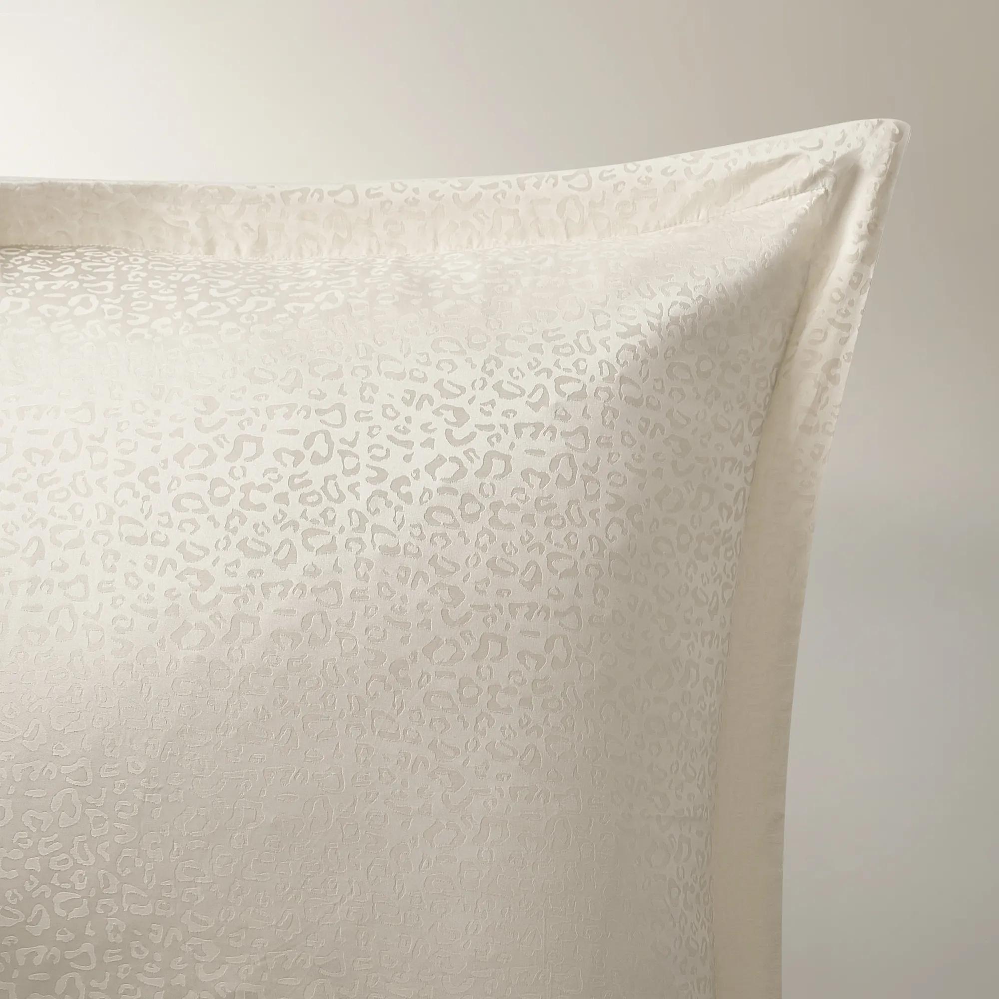 Abi Leopard Bedding Set - Soft Nude