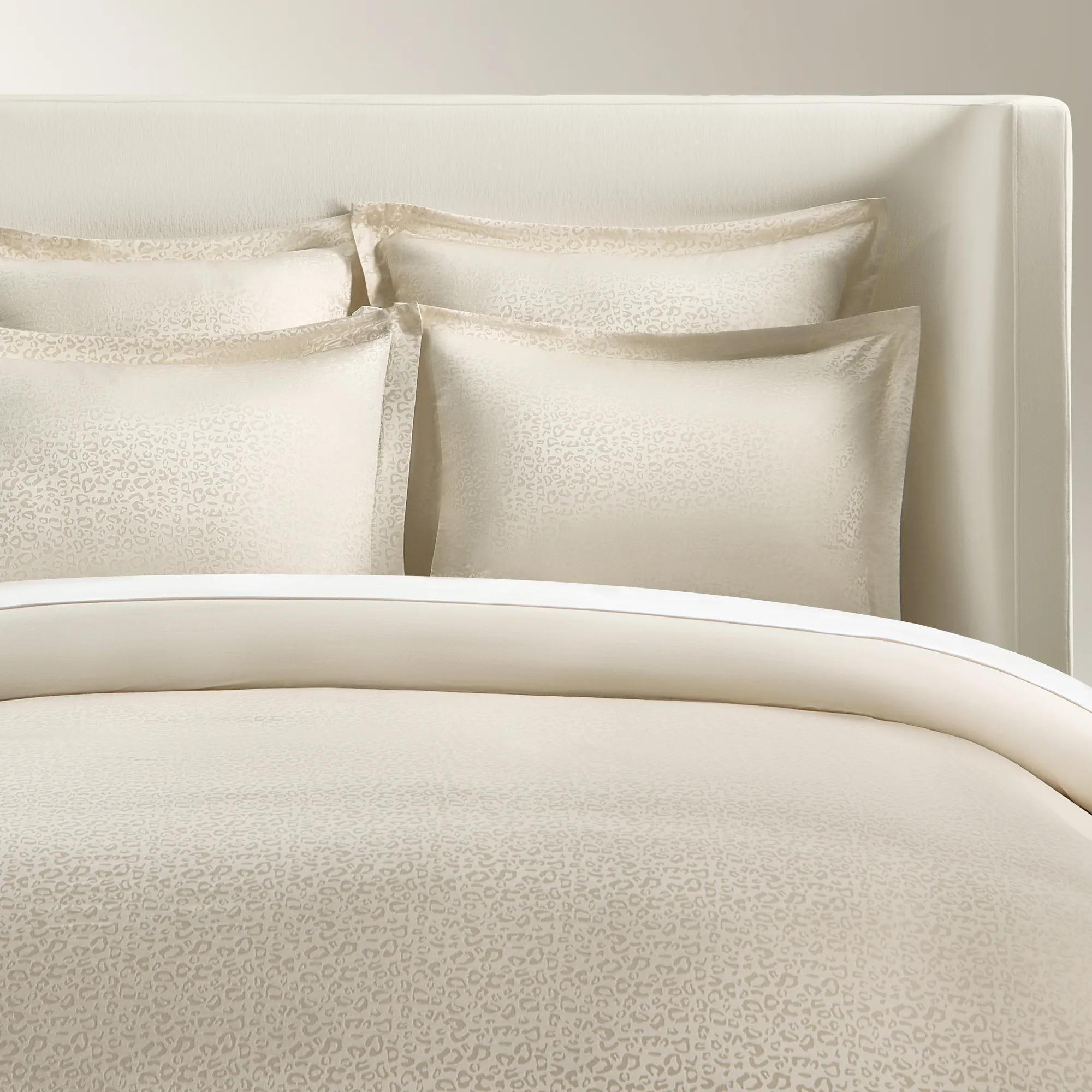 Abi Leopard Bedding Set - Soft Nude