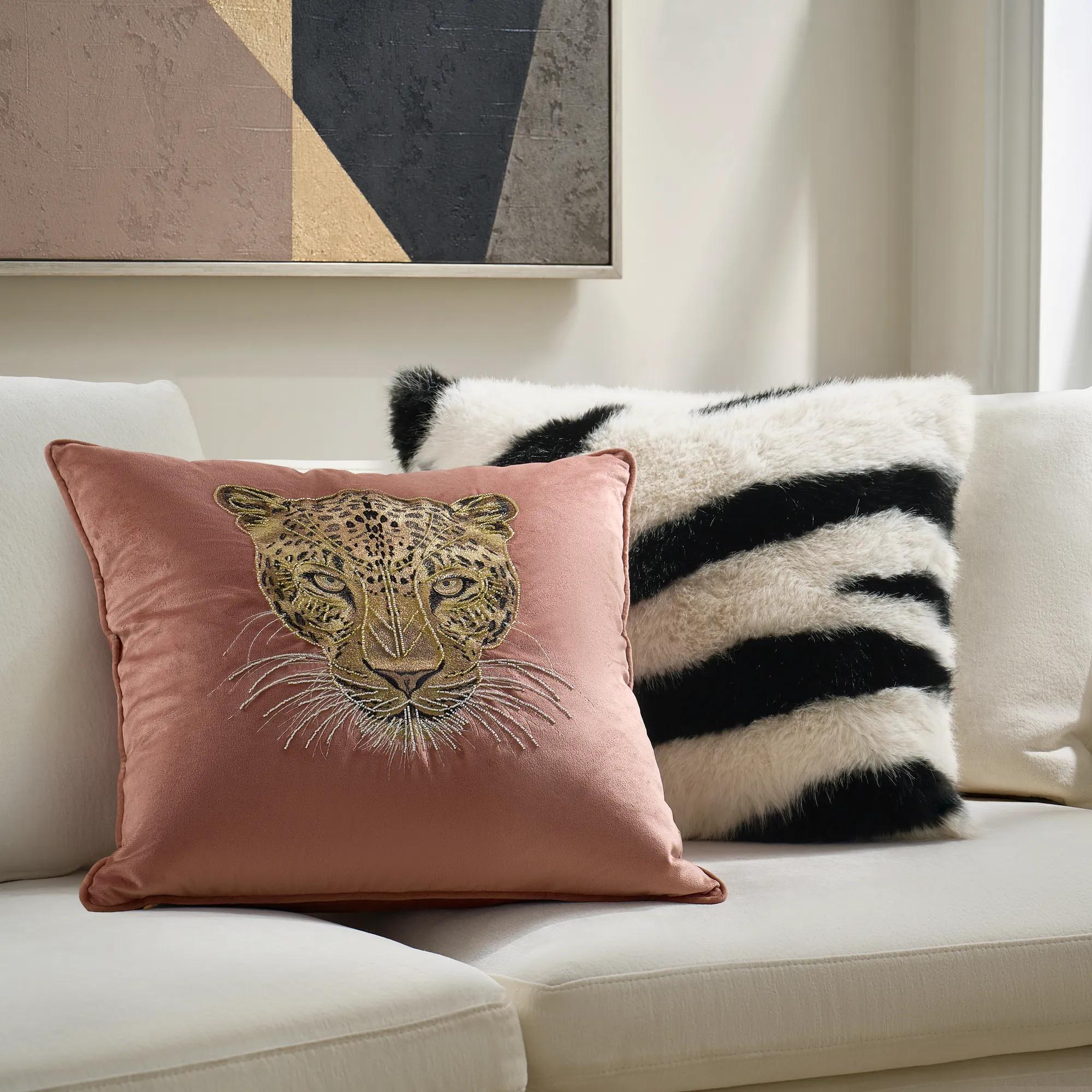 Verano Fur Pillow 22" - Black/White