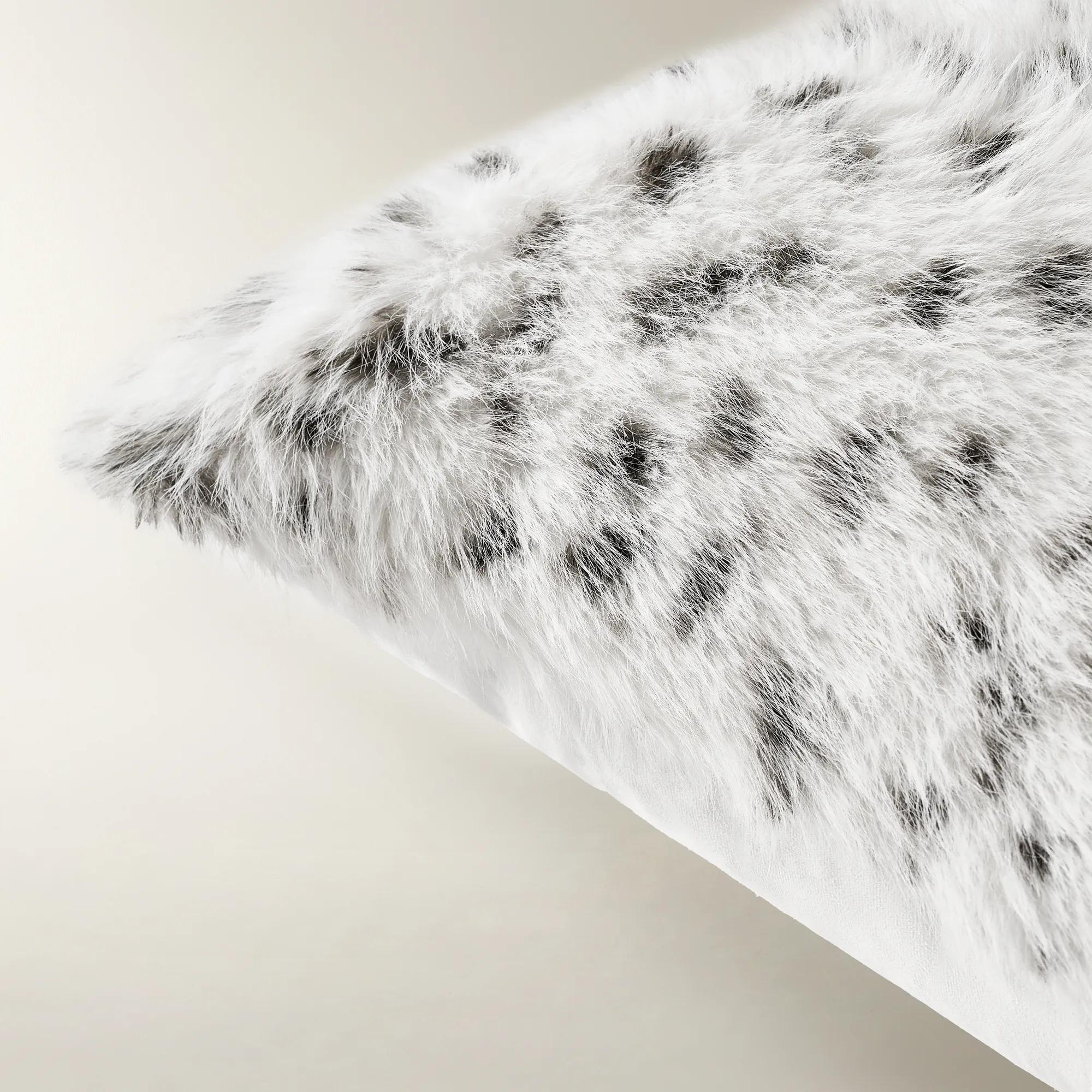 Snow Leopard Fur Pillow 22"