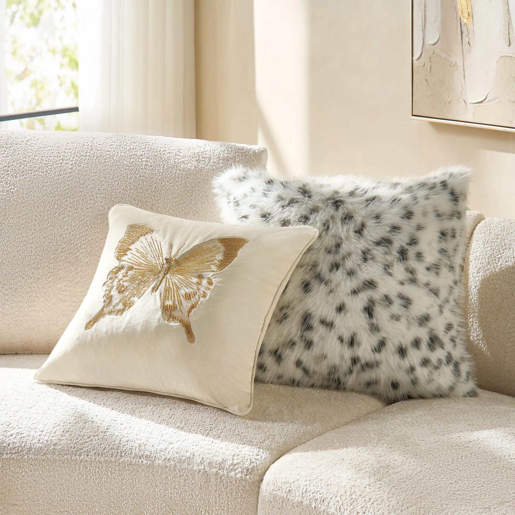 Snow Leopard Fur Pillow 22"