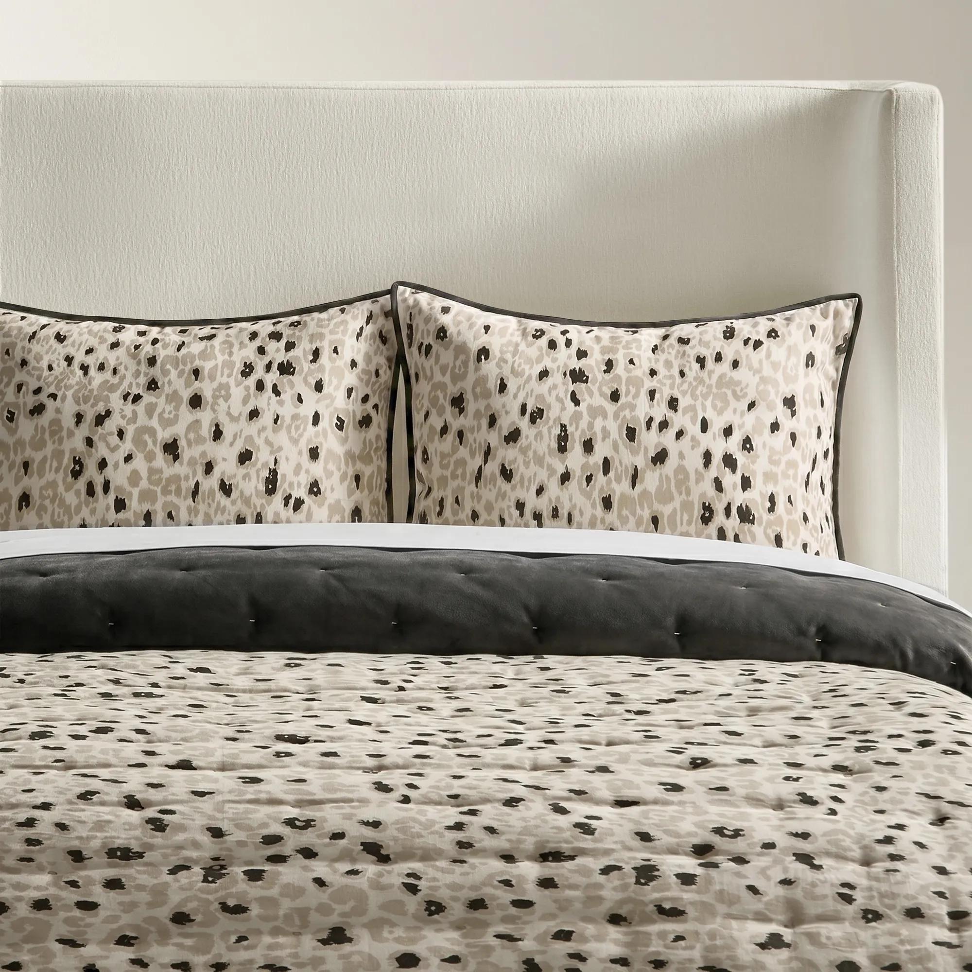 Nemera Reversible Velvet & Leopard Quilt Set - Graphite/Leopard