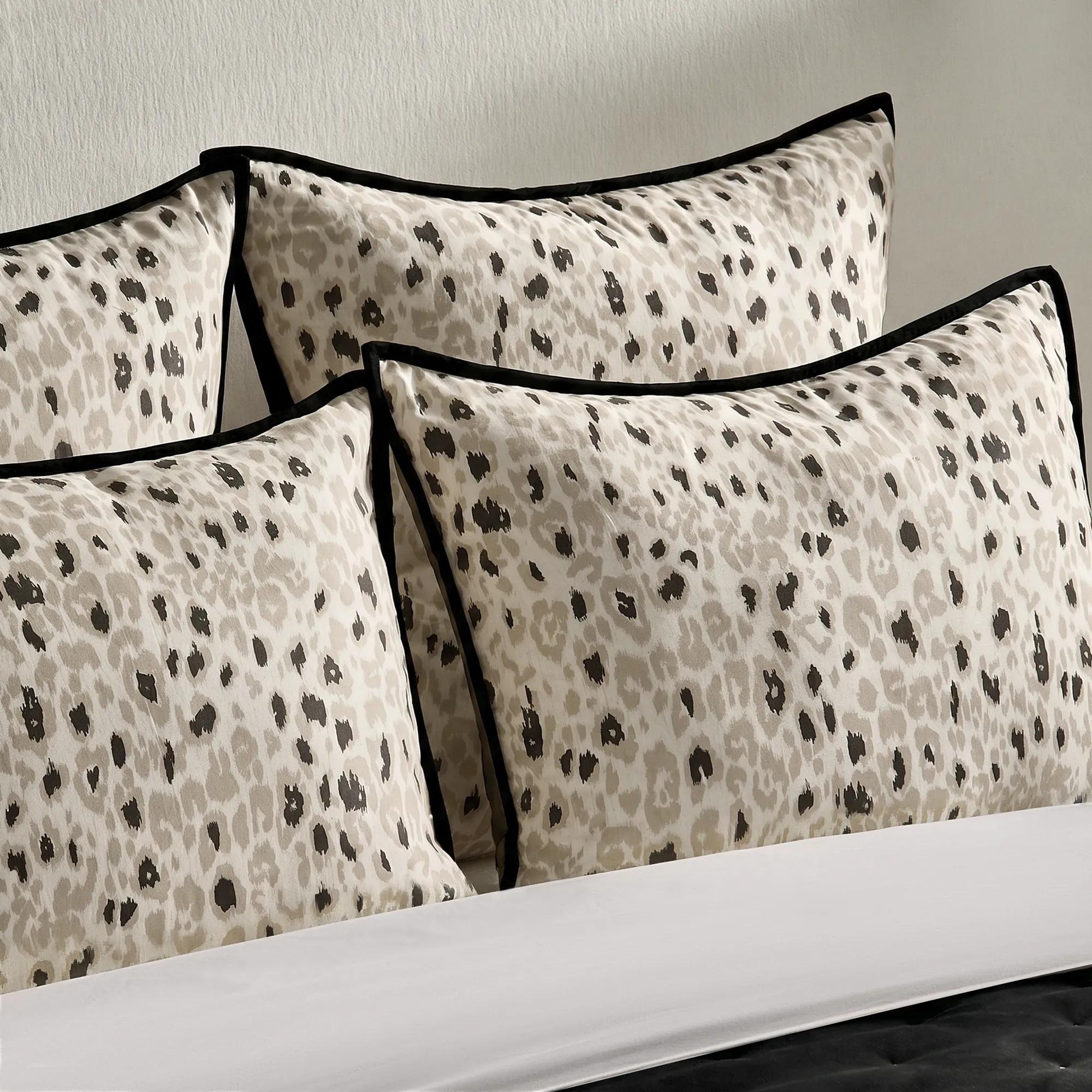 Nemera Reversible Velvet & Leopard Quilt Set - Graphite/Leopard