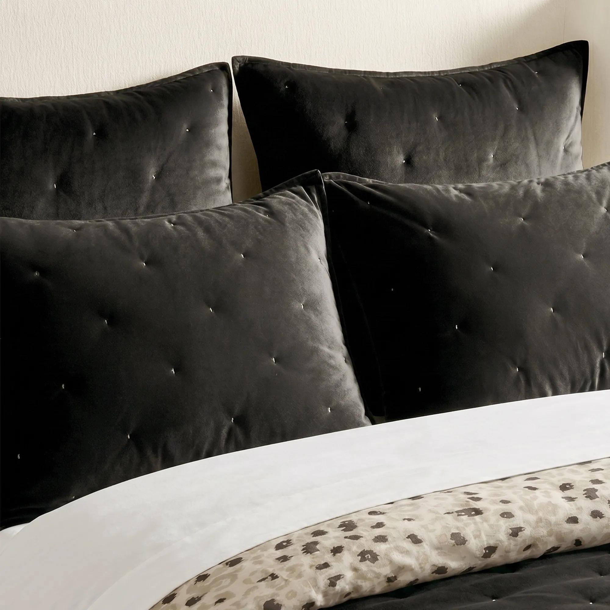 Nemera Reversible Velvet & Leopard Quilt Set - Graphite/Leopard