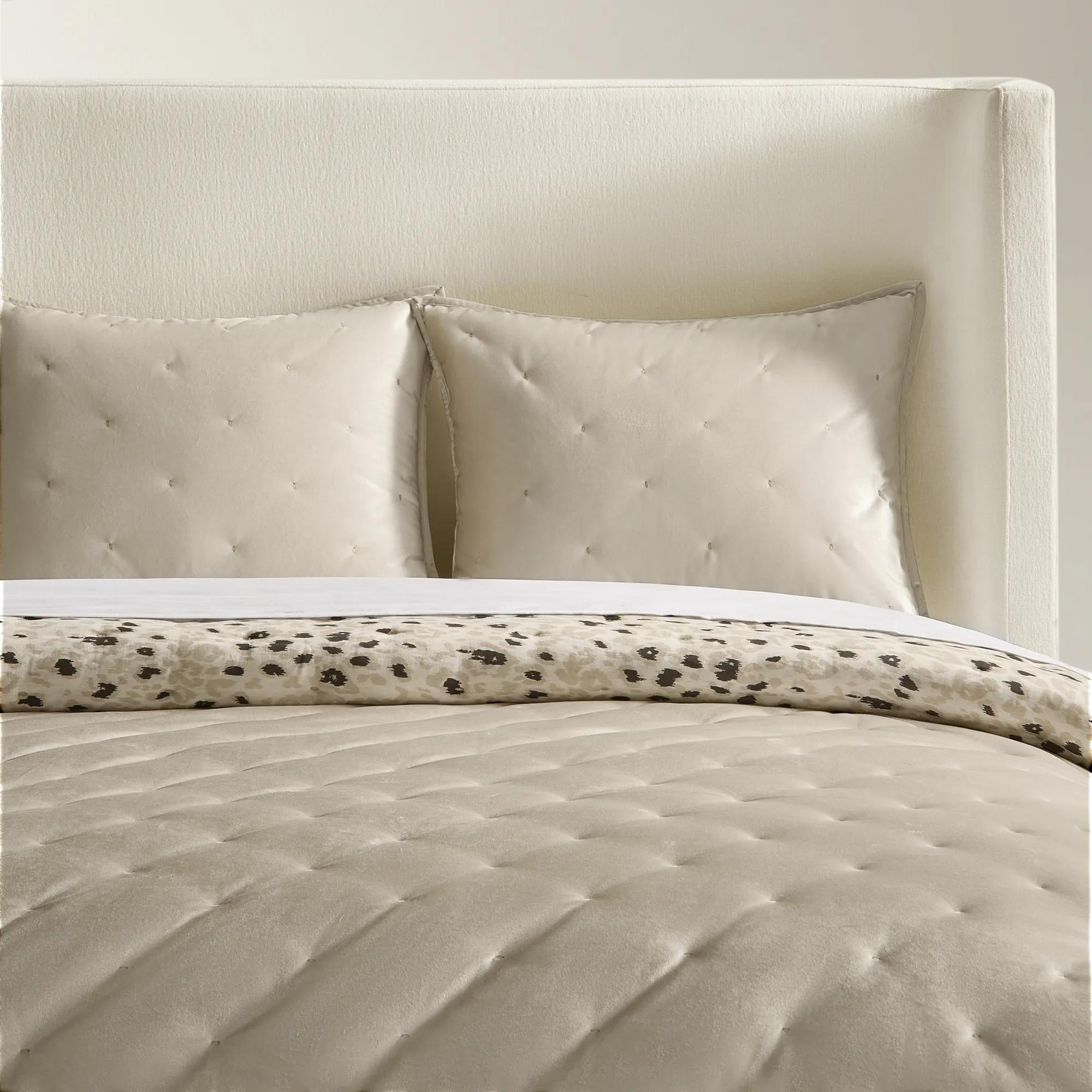 Nemera Reversible Velvet & Leopard Quilt Set - Alabaster/Leopard