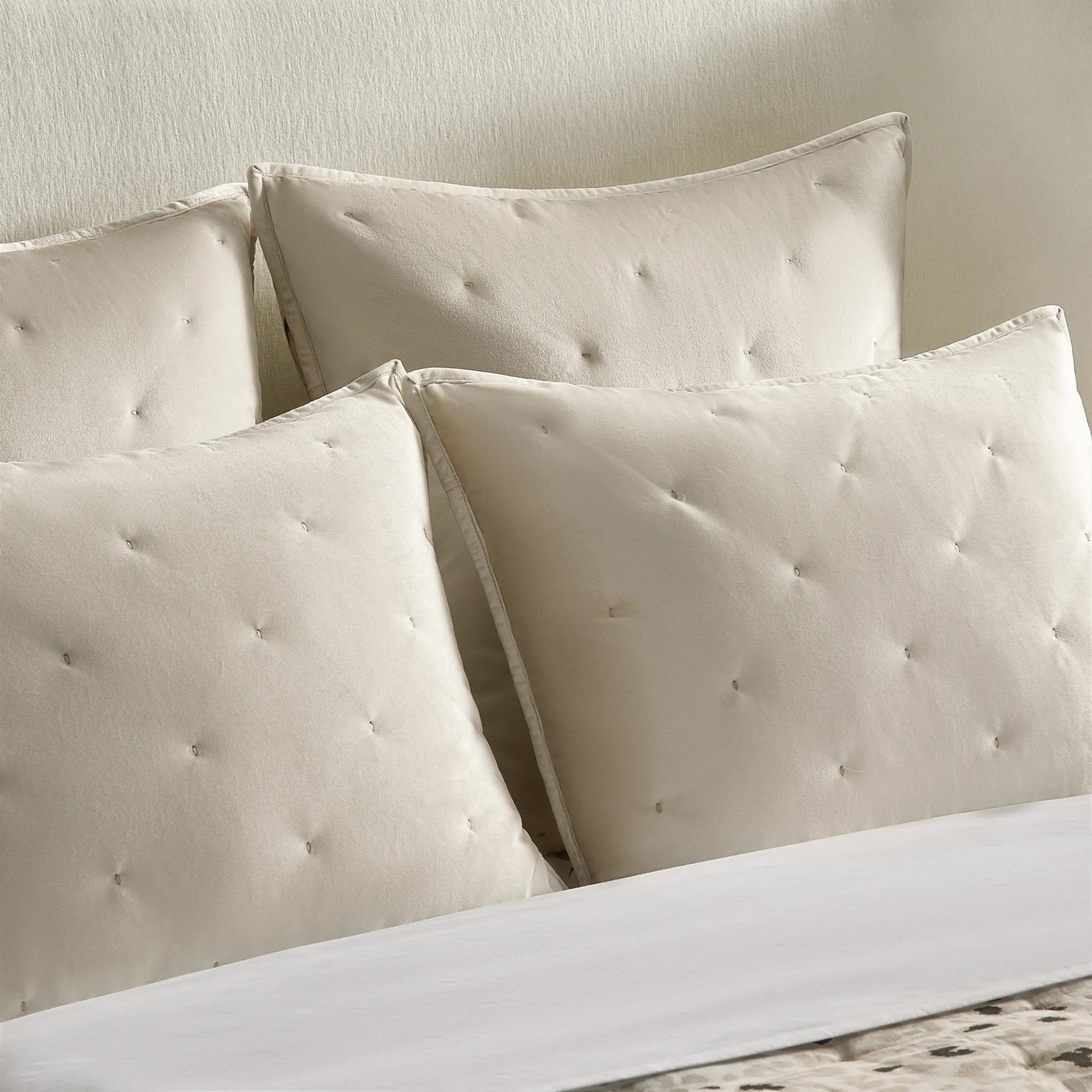 Nemera Reversible Velvet & Leopard Quilt Set - Alabaster/Leopard