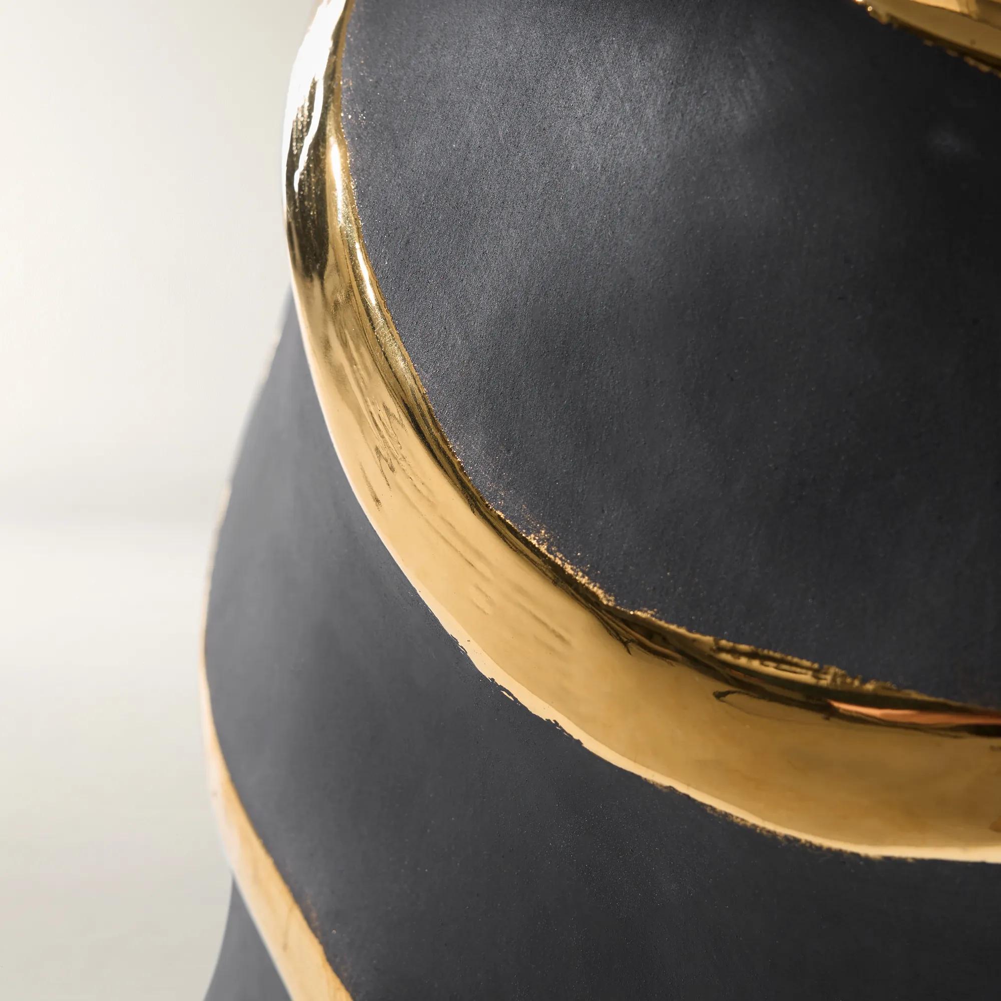 Seraphina Ceramic Table Lamp 32" - Black/Gold