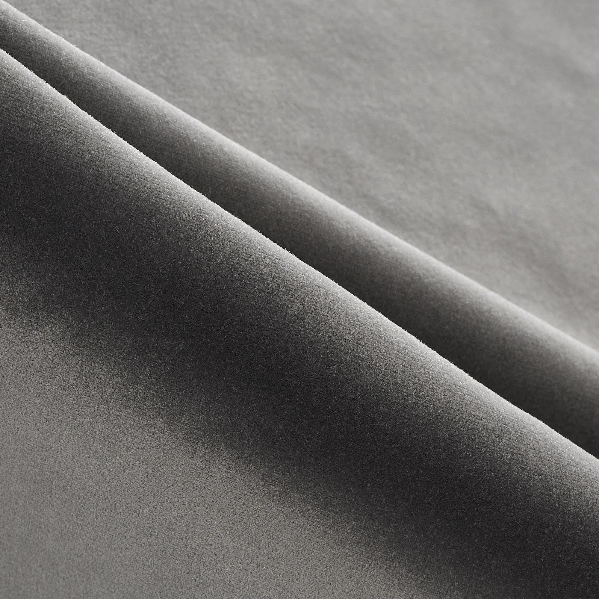 Velvet-Smoked Pearl