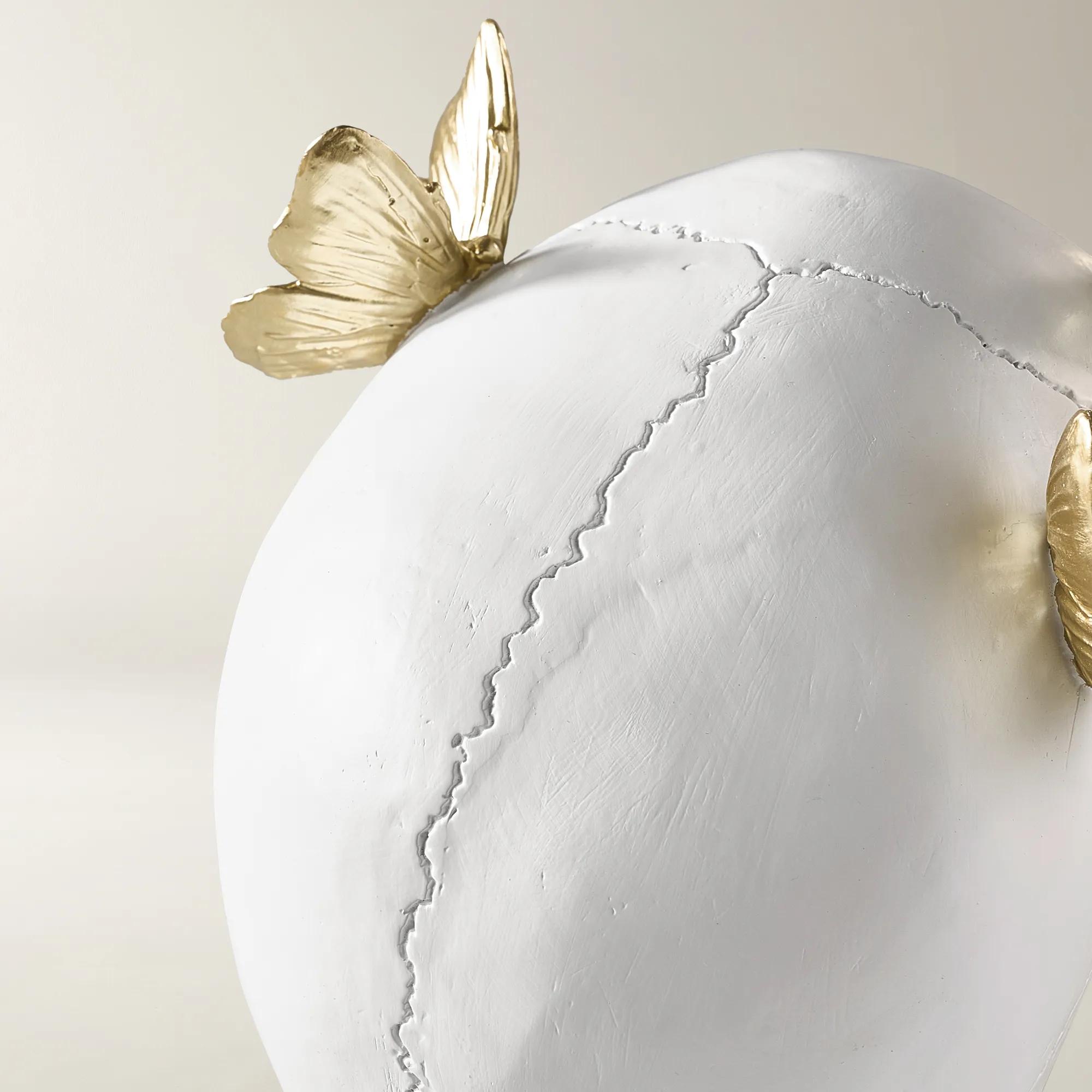 Butterfly Skull Decor 7.75" - White/Gold