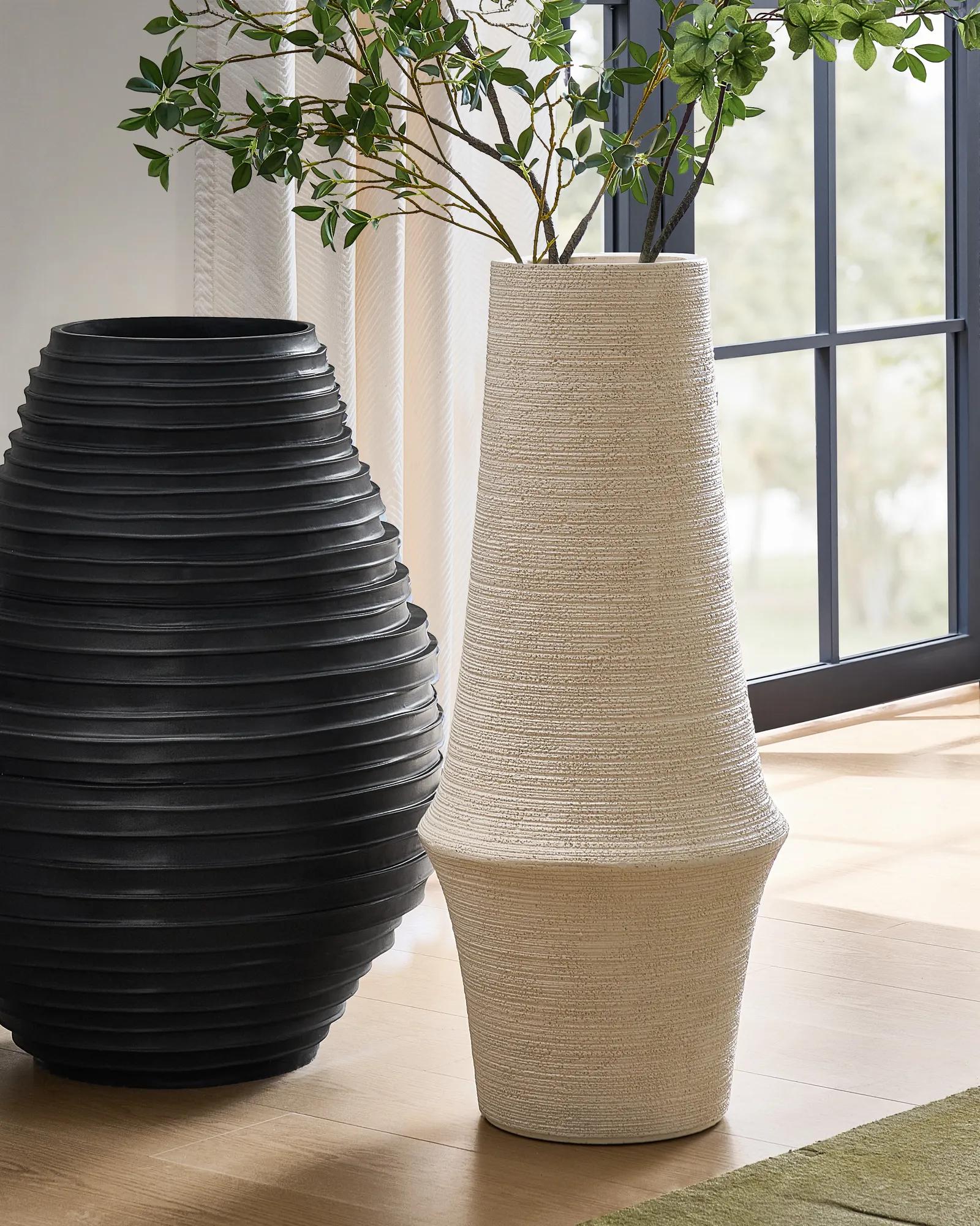 Koma Floor Vase