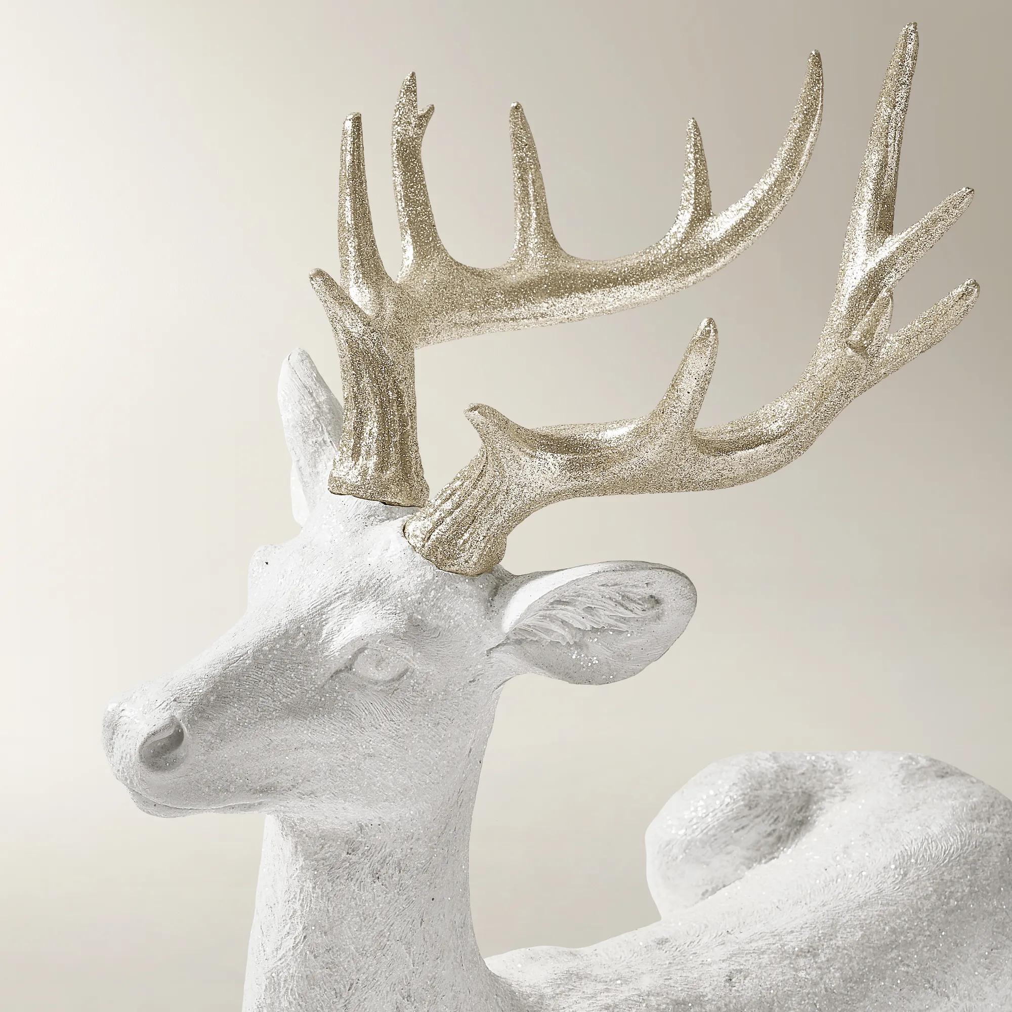 Majestic Deer White/Champagne - 22" & 32"