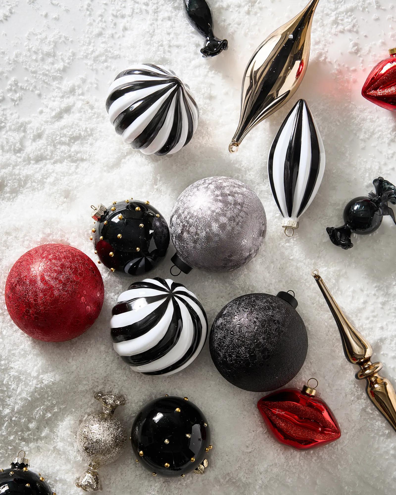 Black Textured Glass Ornament - Set of 4