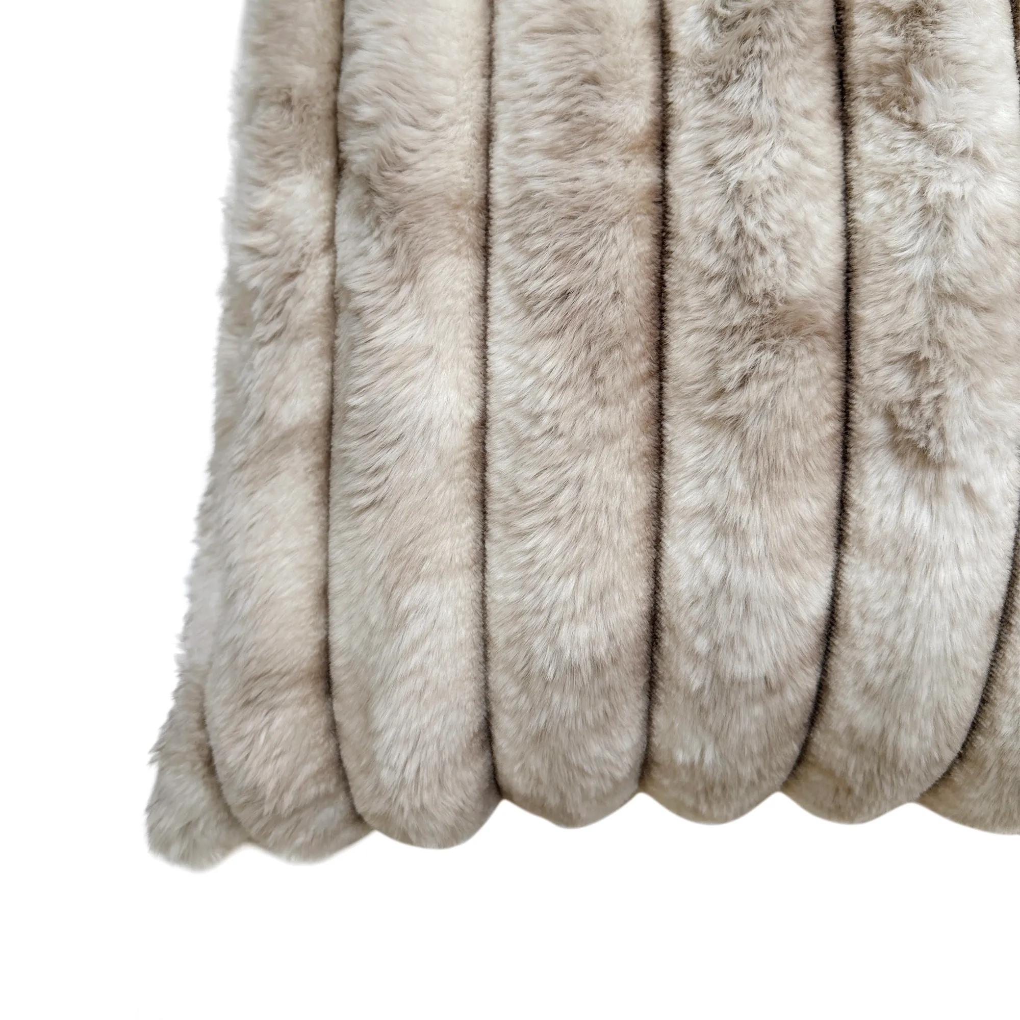 Fur Channel 20" -  Beige