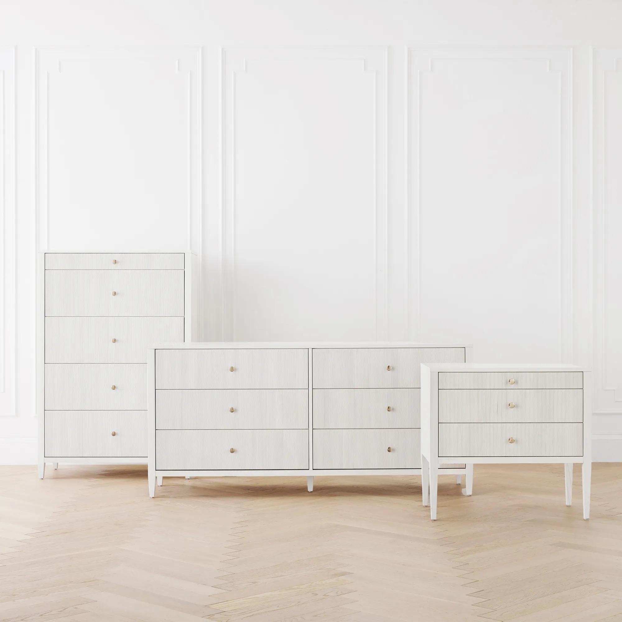 Viola Nightstand