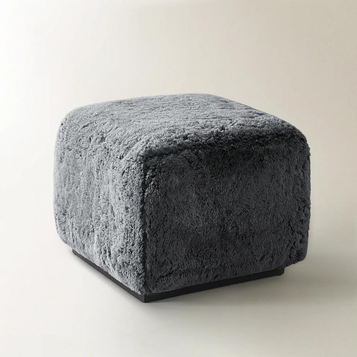 Lris Pouf