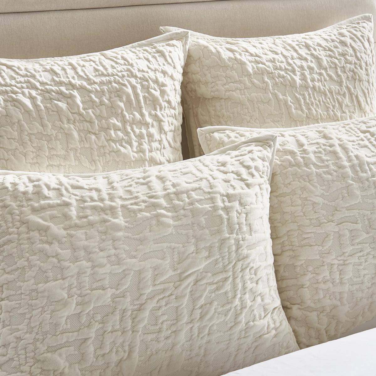 Madera Velvet Coverlet Set - Ivory