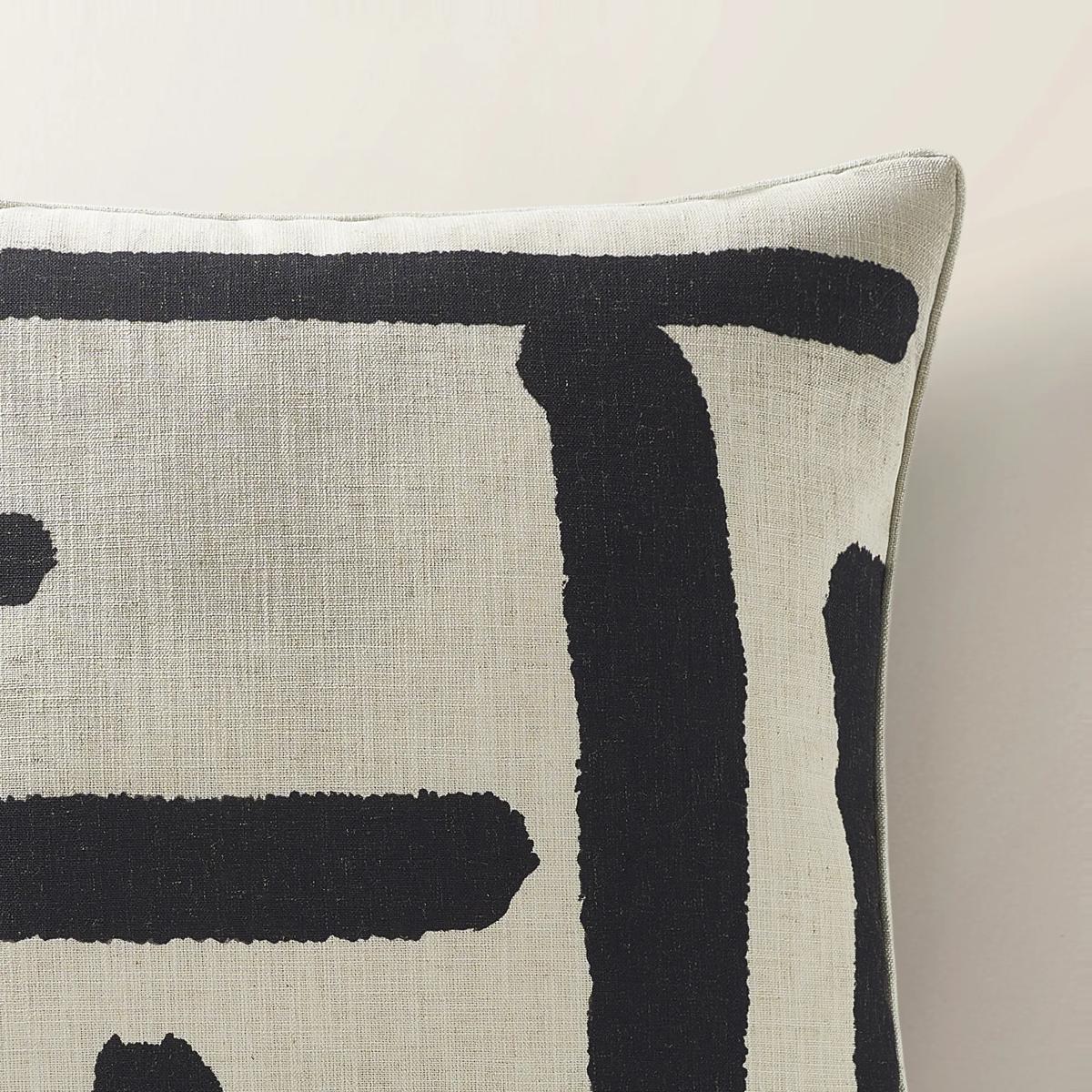 Rian Dual Side Pillow 22"