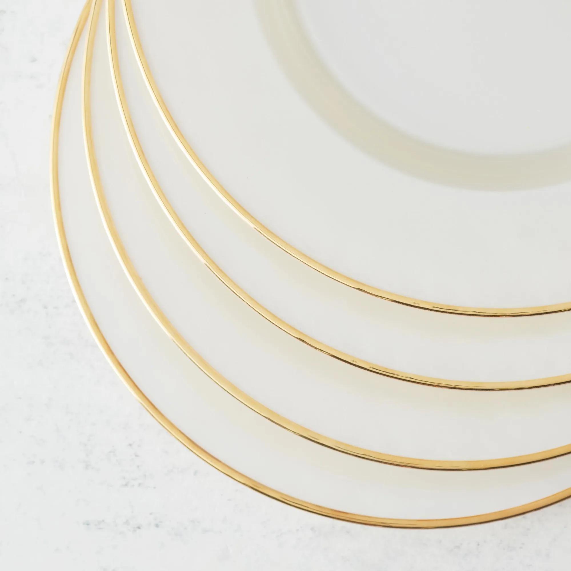 Paramount Dinnerware Sets