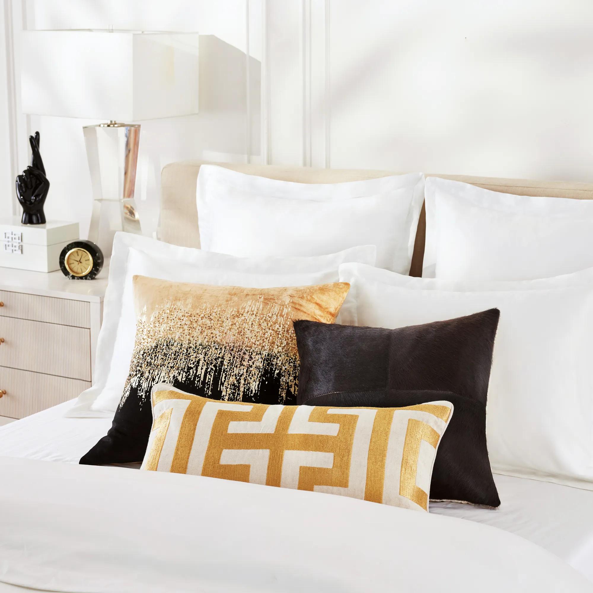 Joie De Vivre Pillow 22" - Gold/Black